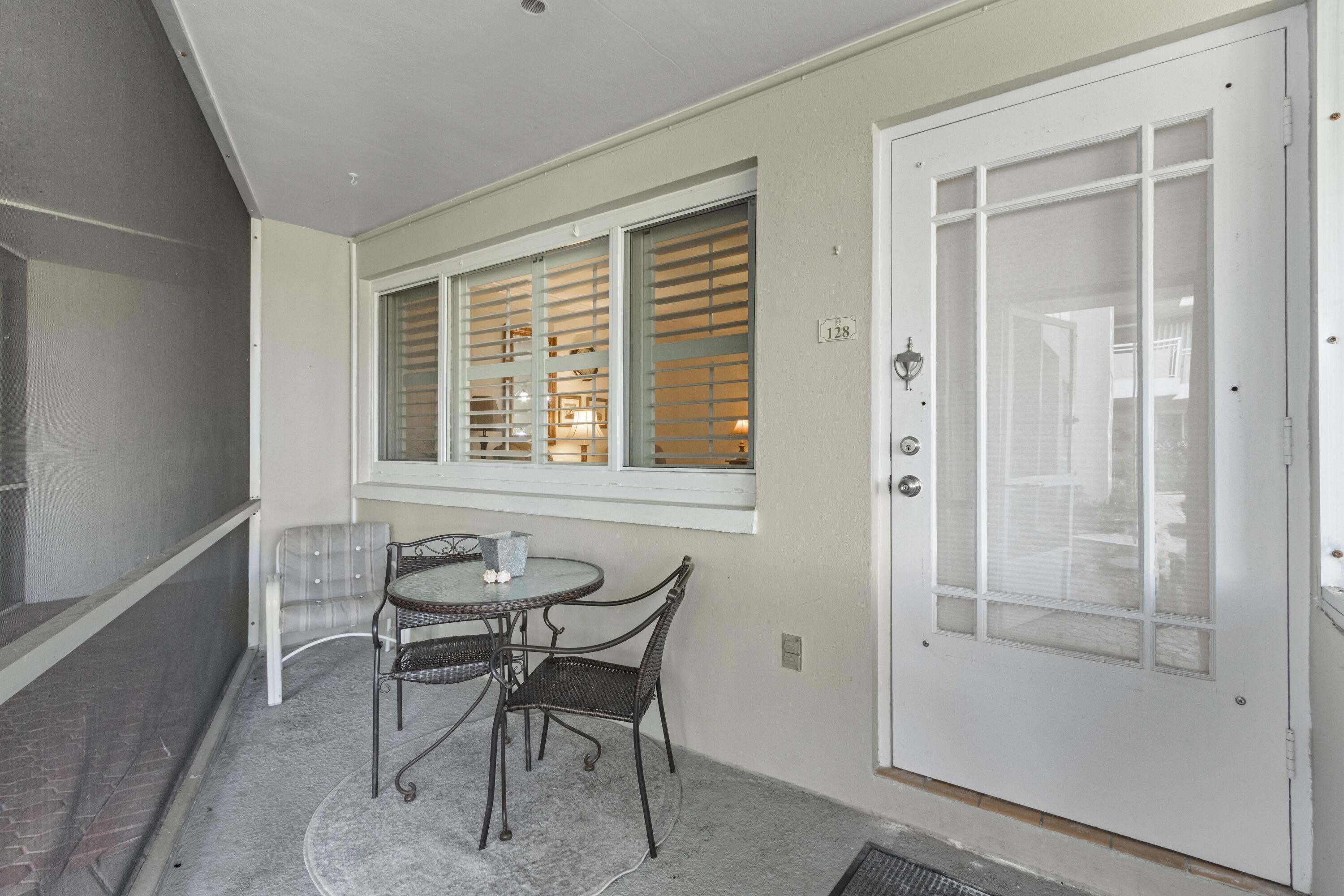 1198 Hillsboro Mile 128