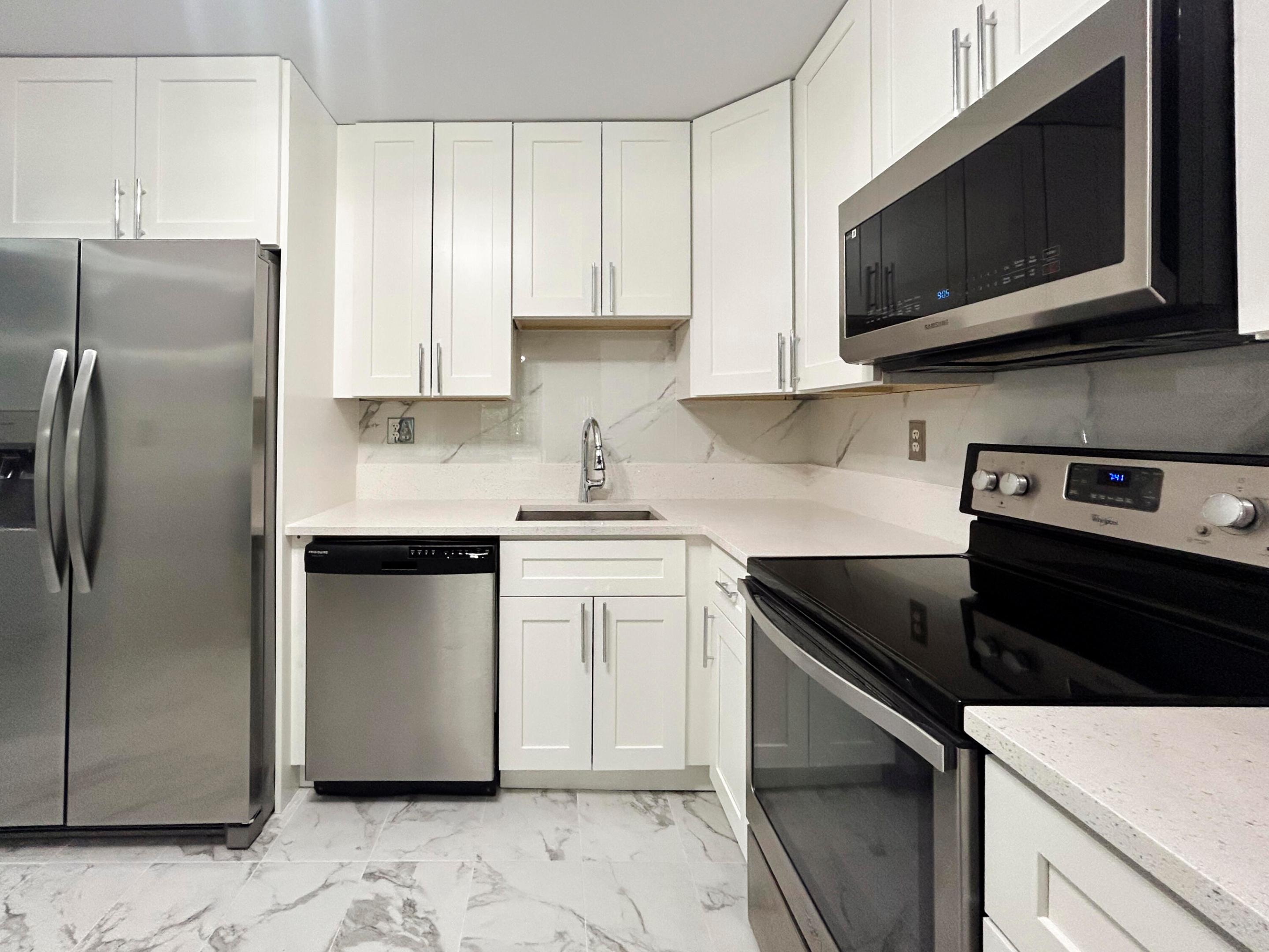 9235 SW 8th Street 114