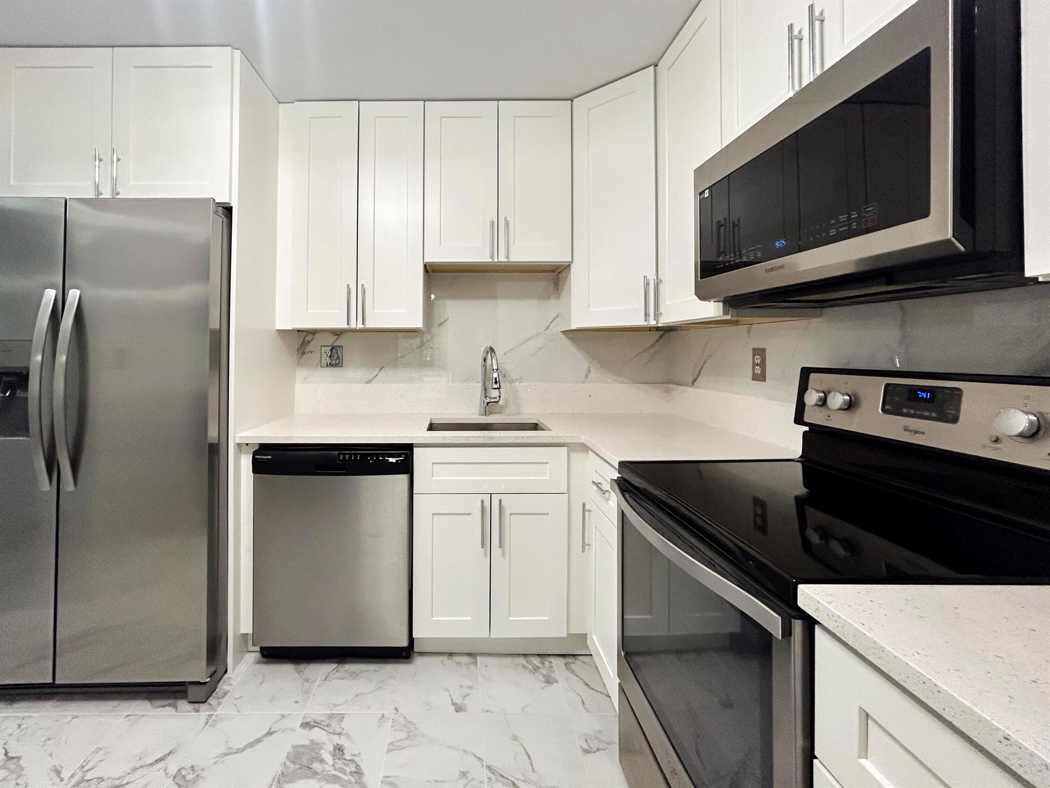 9235 SW 8th Street 114