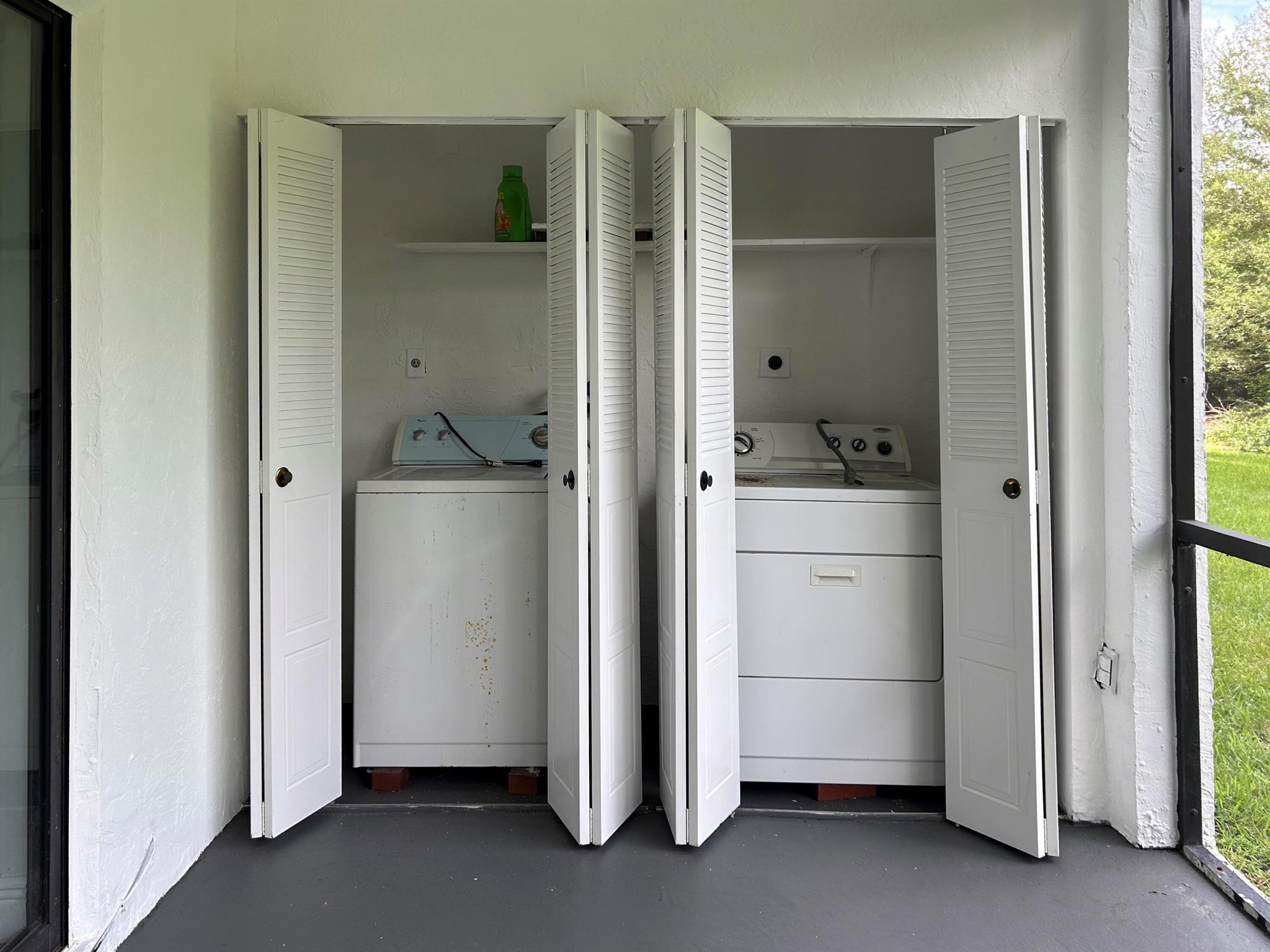 9235 SW 8th Street 114