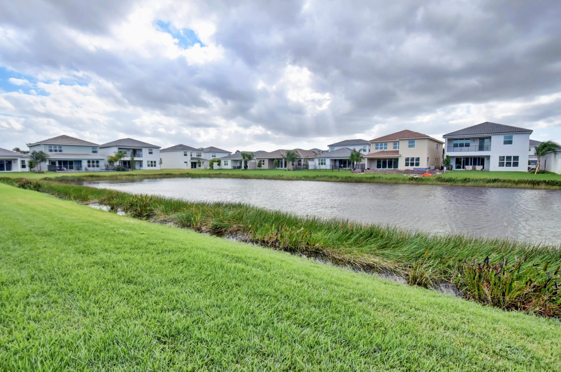 9632 Highland Pointe Pass