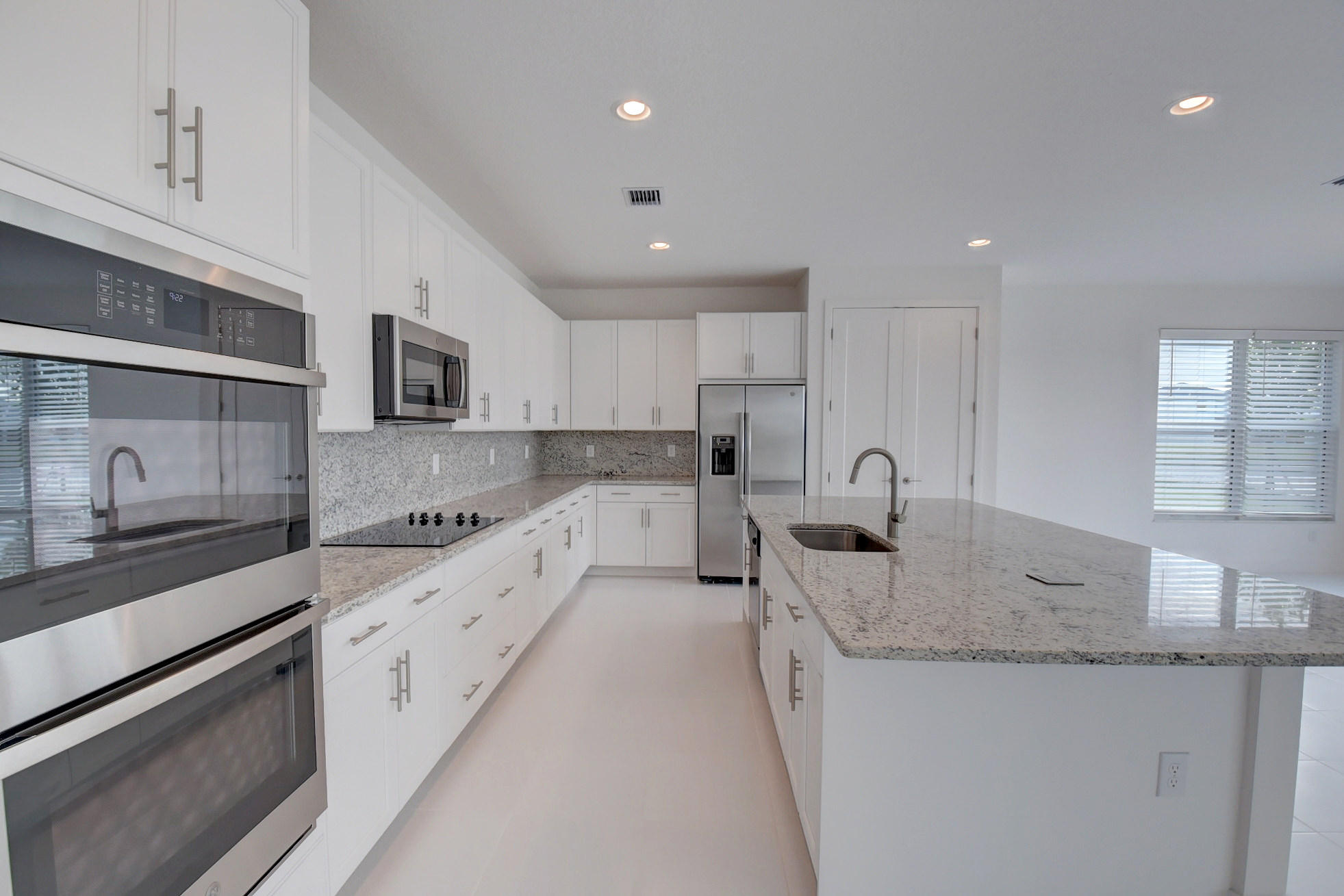 9632 Highland Pointe Pass