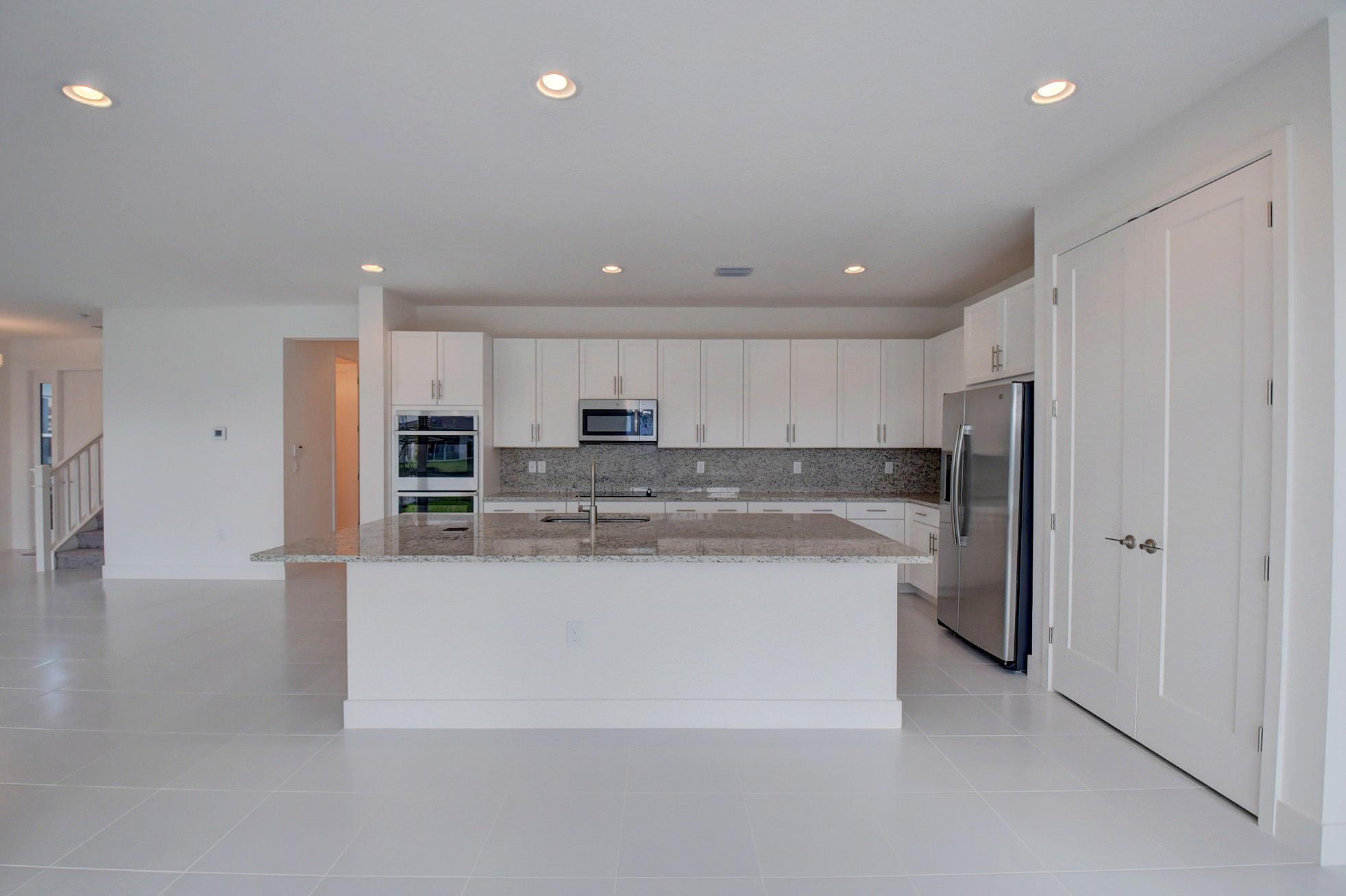 9632 Highland Pointe Pass