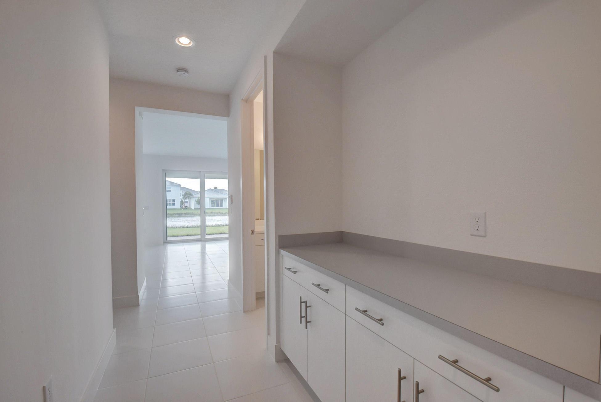 9632 Highland Pointe Pass