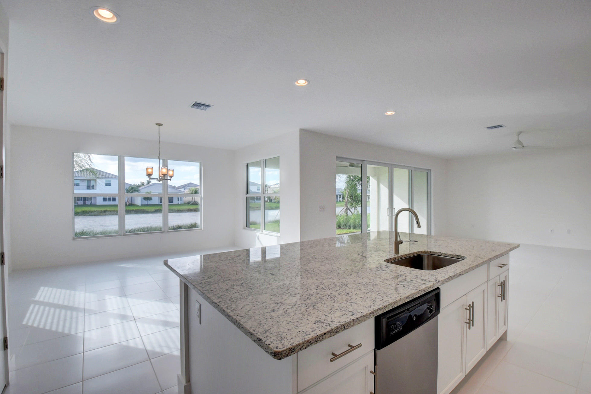 9632 Highland Pointe Pass