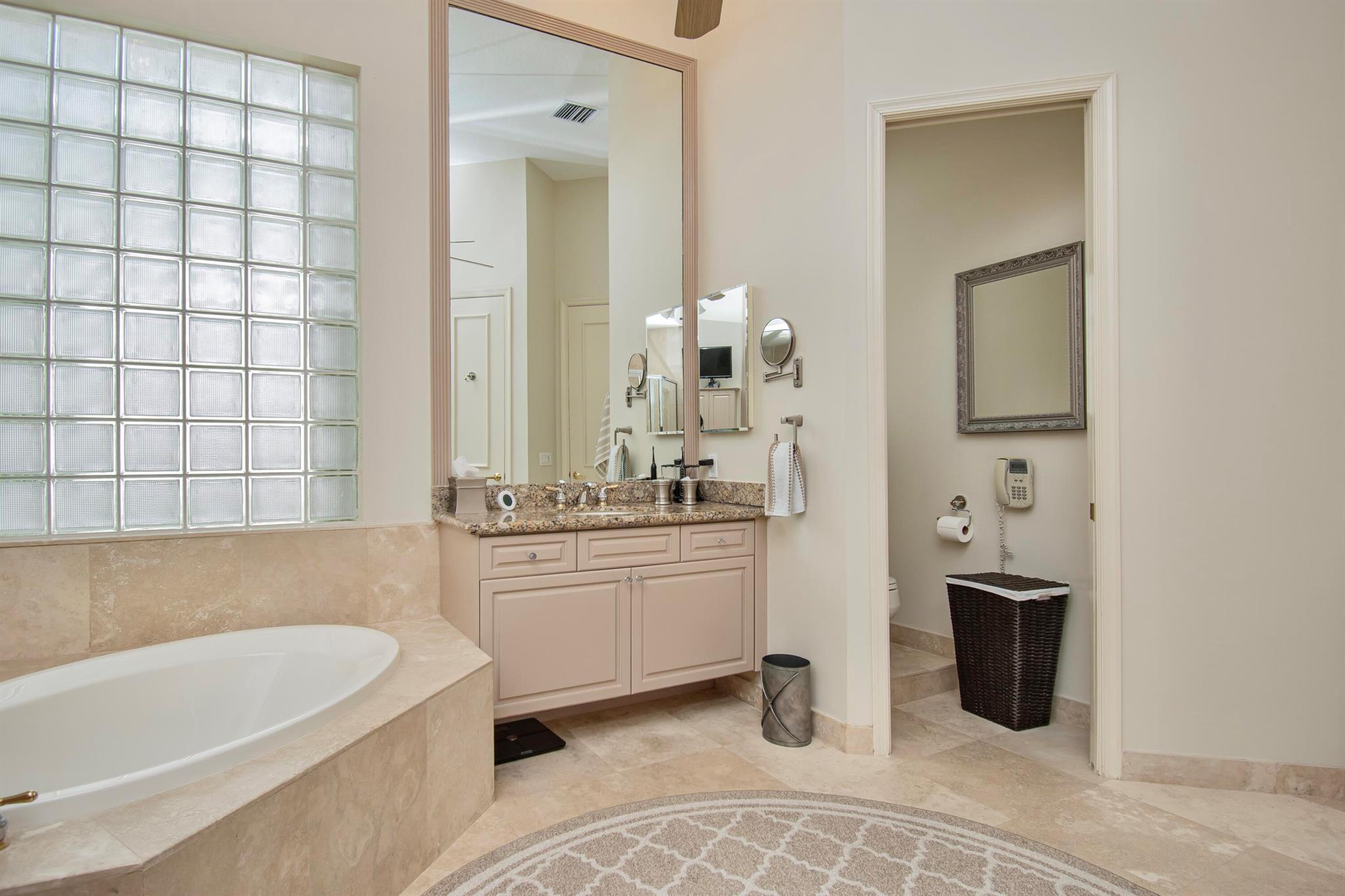 7959 Villa D Este Way