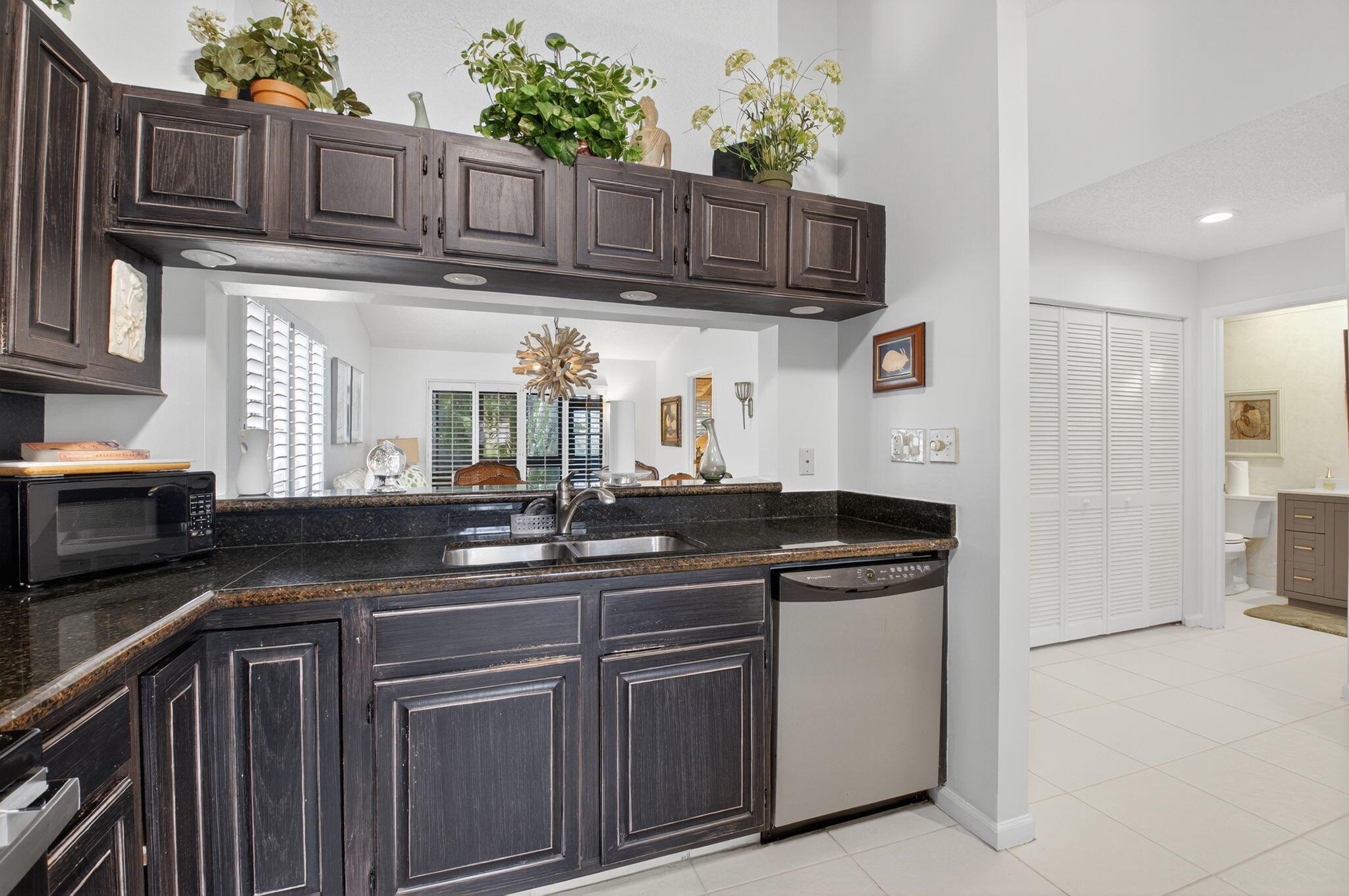 3088 Inglewood Terrace