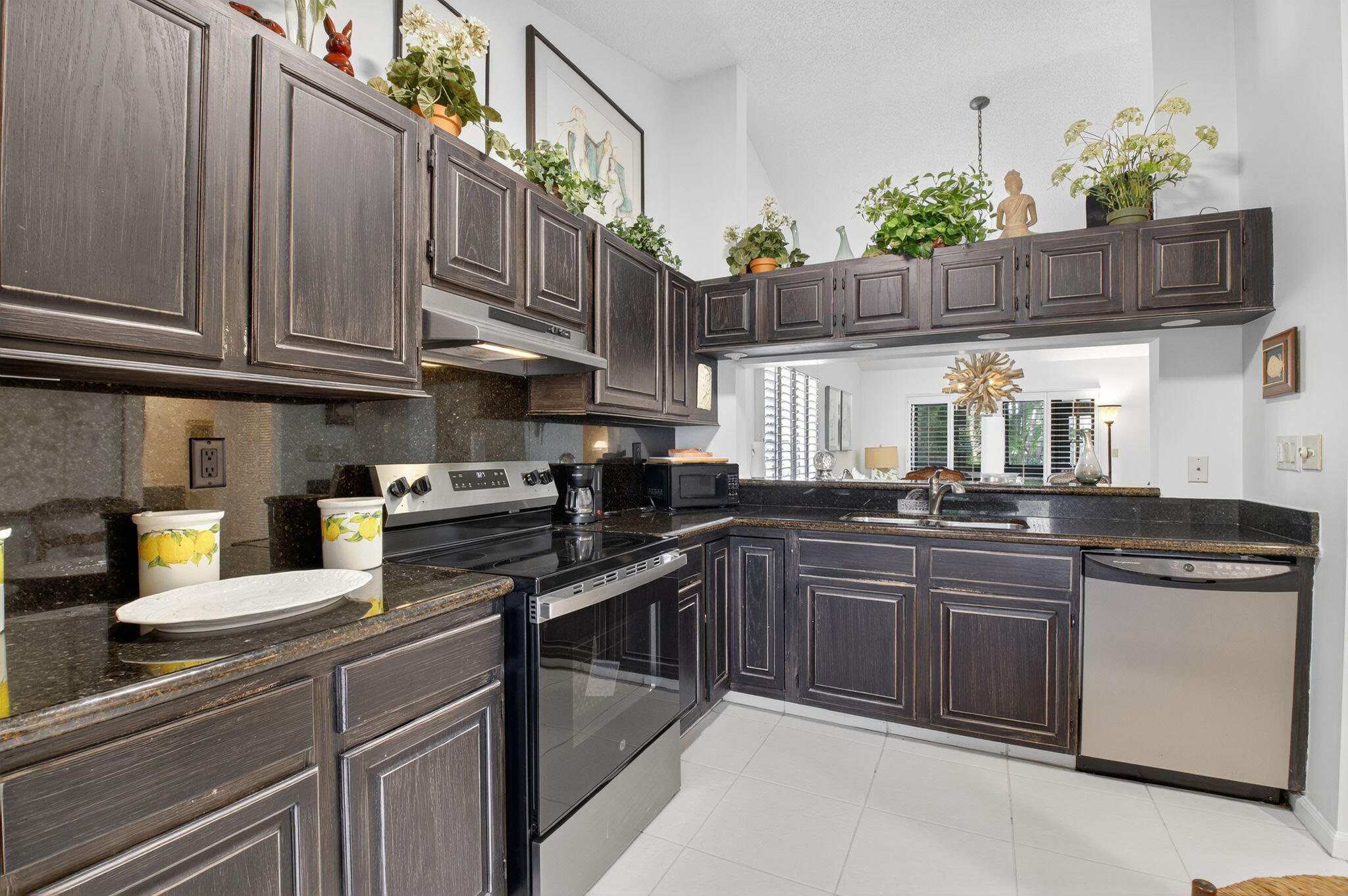 3088 Inglewood Terrace