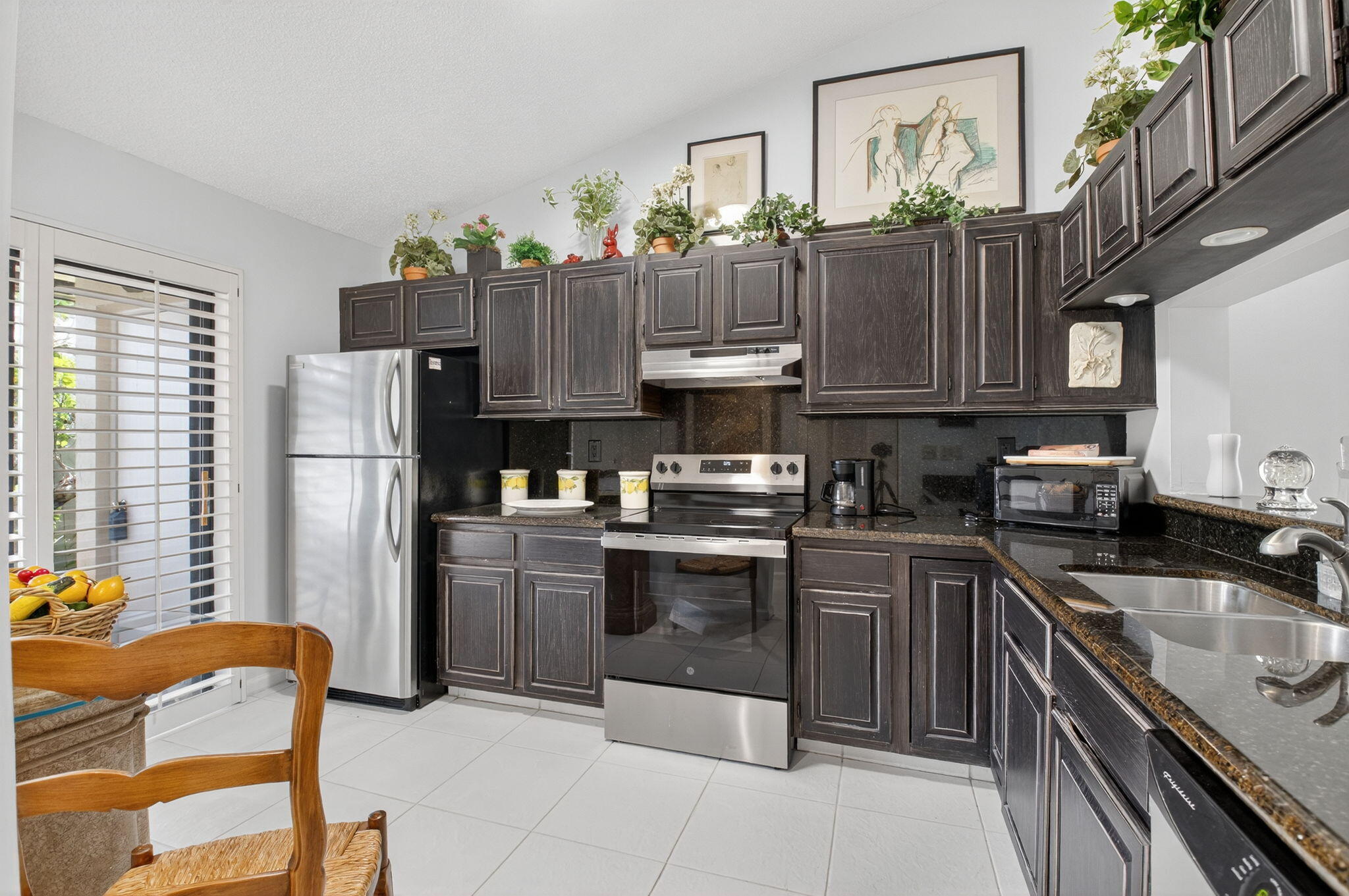 3088 Inglewood Terrace