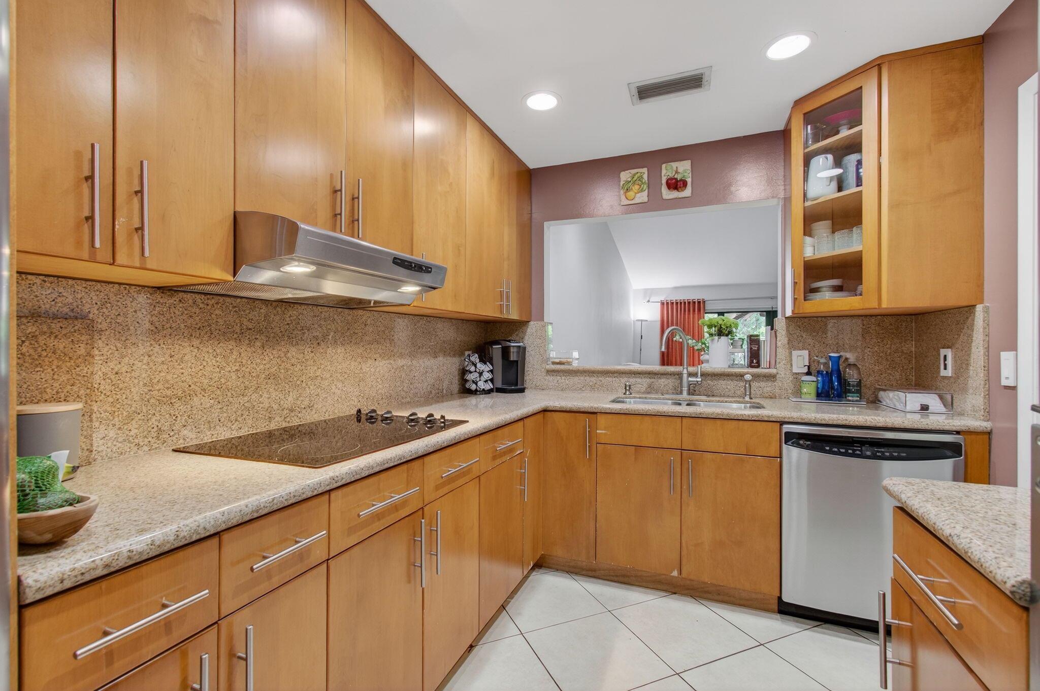 6934 Consolata Street