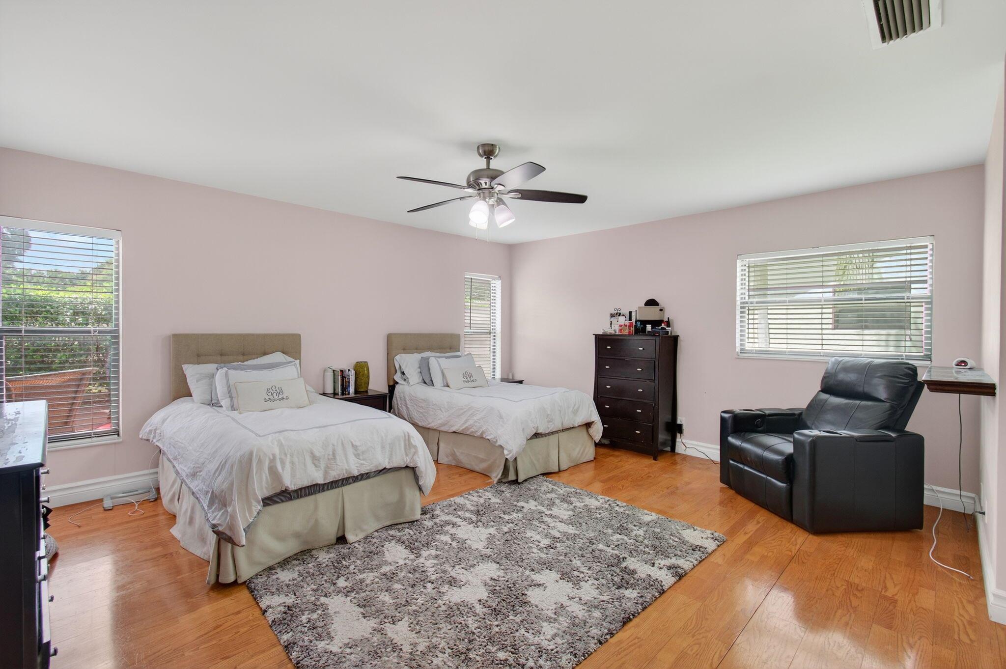 6934 Consolata Street