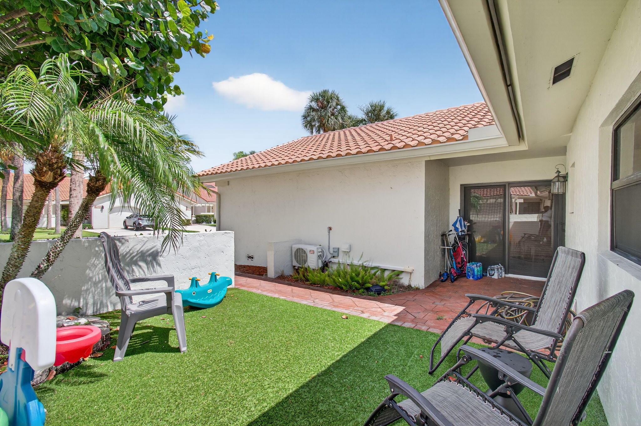 6934 Consolata Street