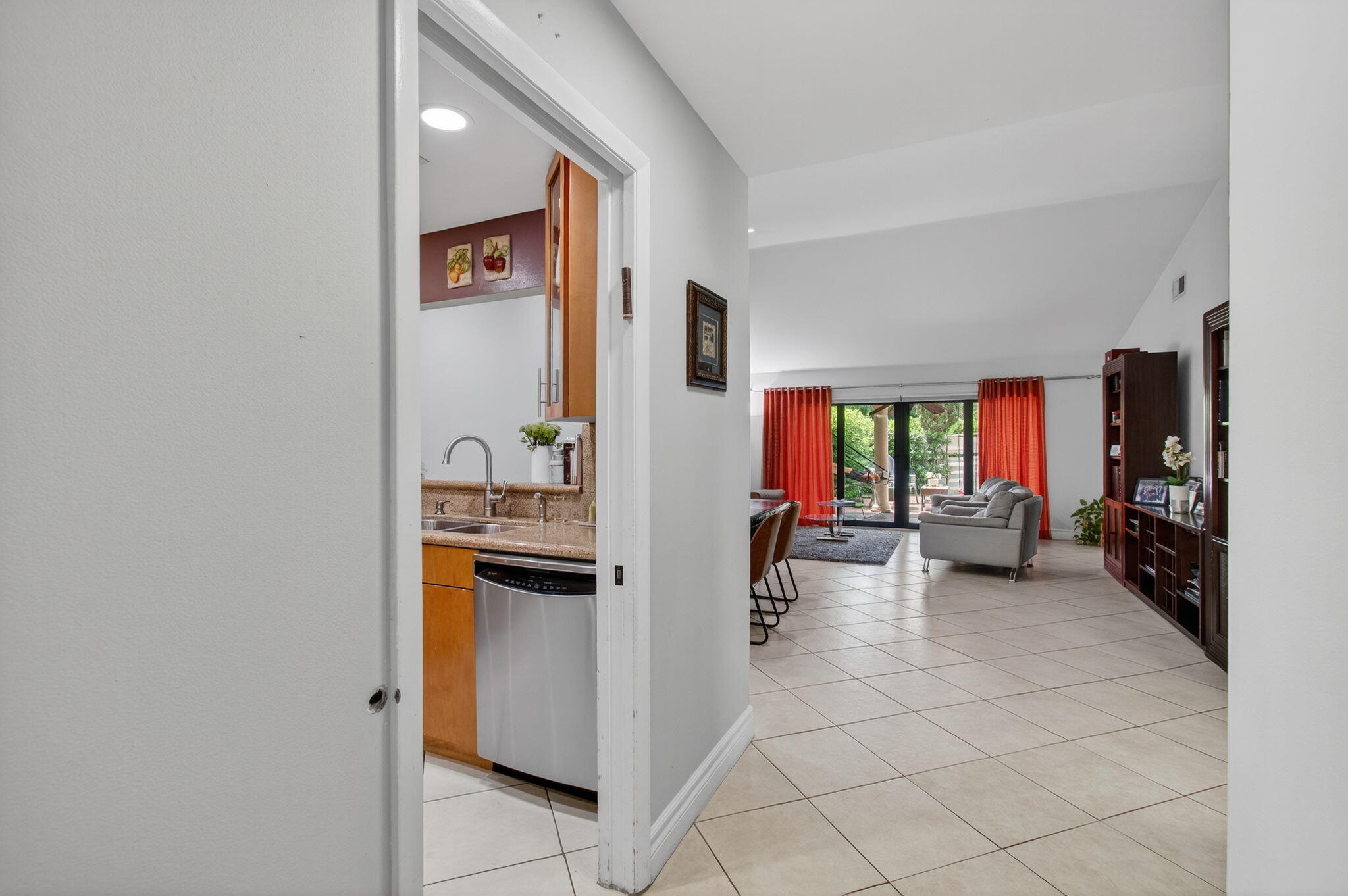 6934 Consolata Street