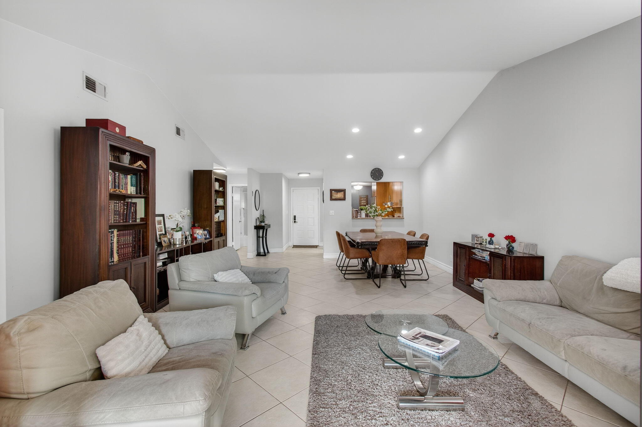 6934 Consolata Street