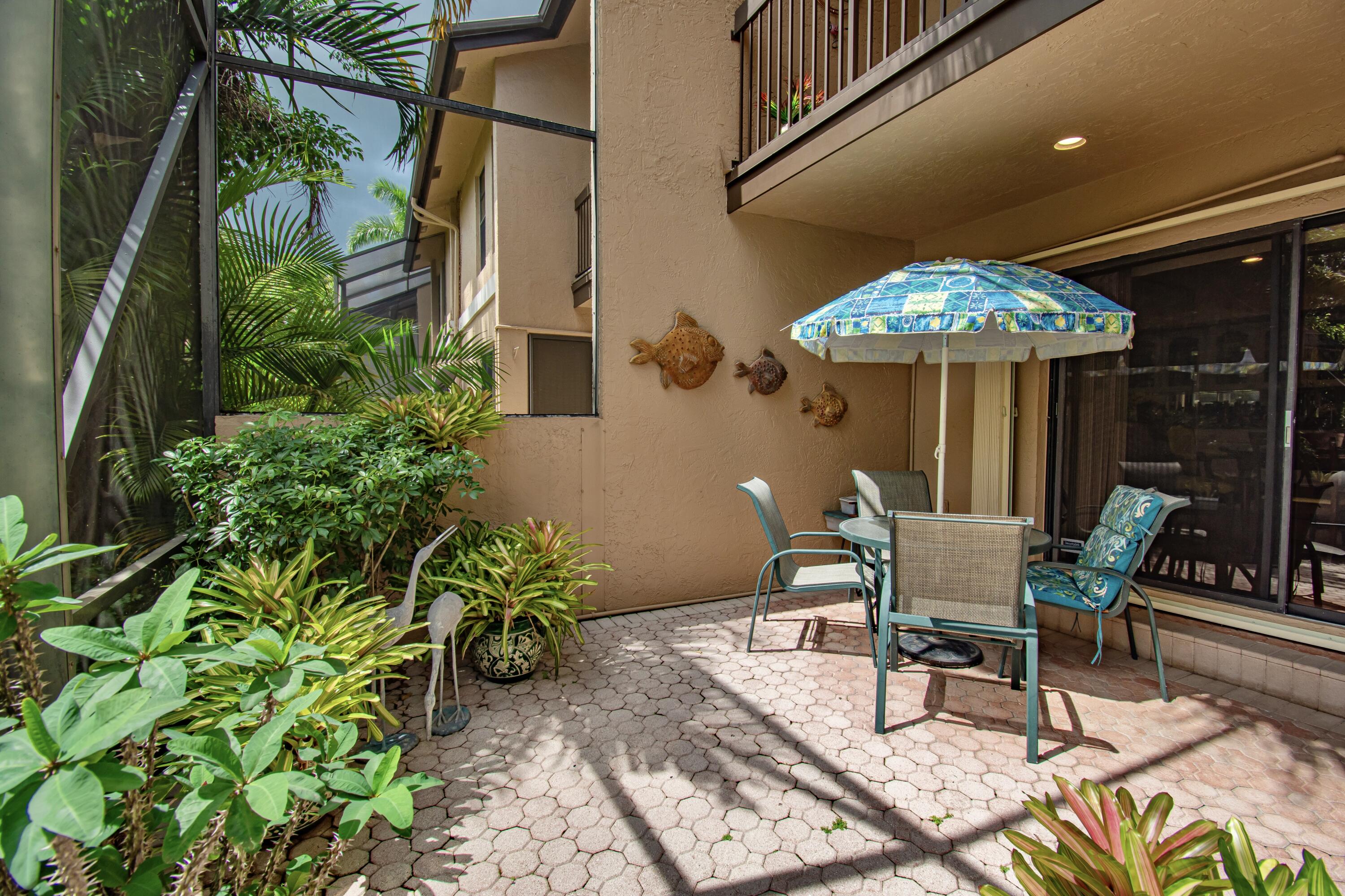 22066 Las Brisas Circle