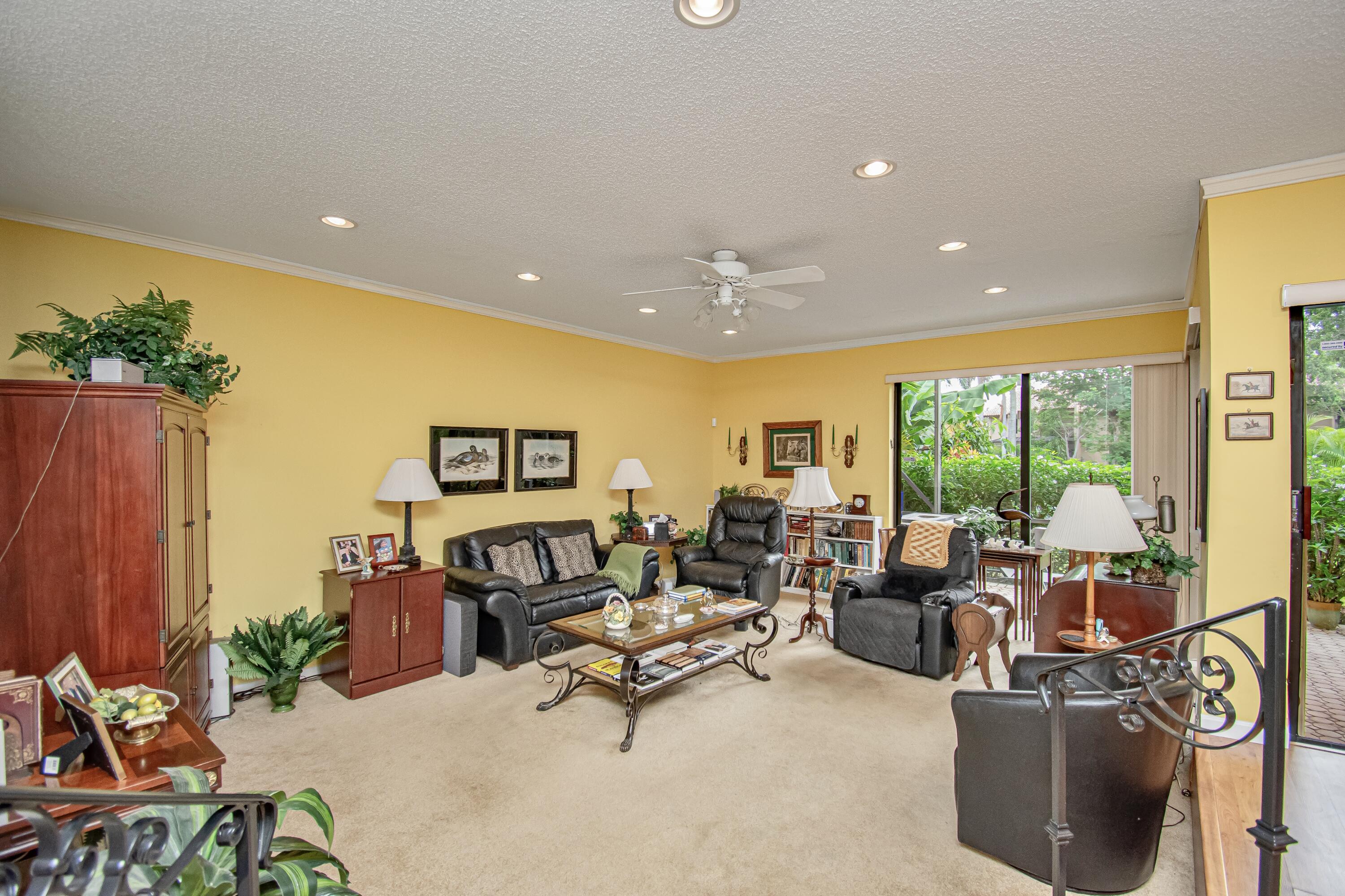 22066 Las Brisas Circle