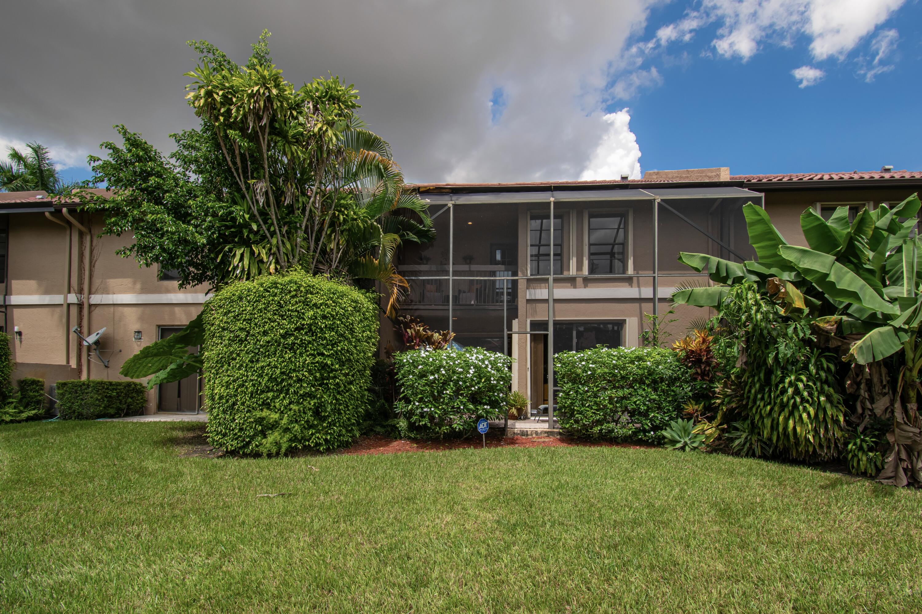 22066 Las Brisas Circle