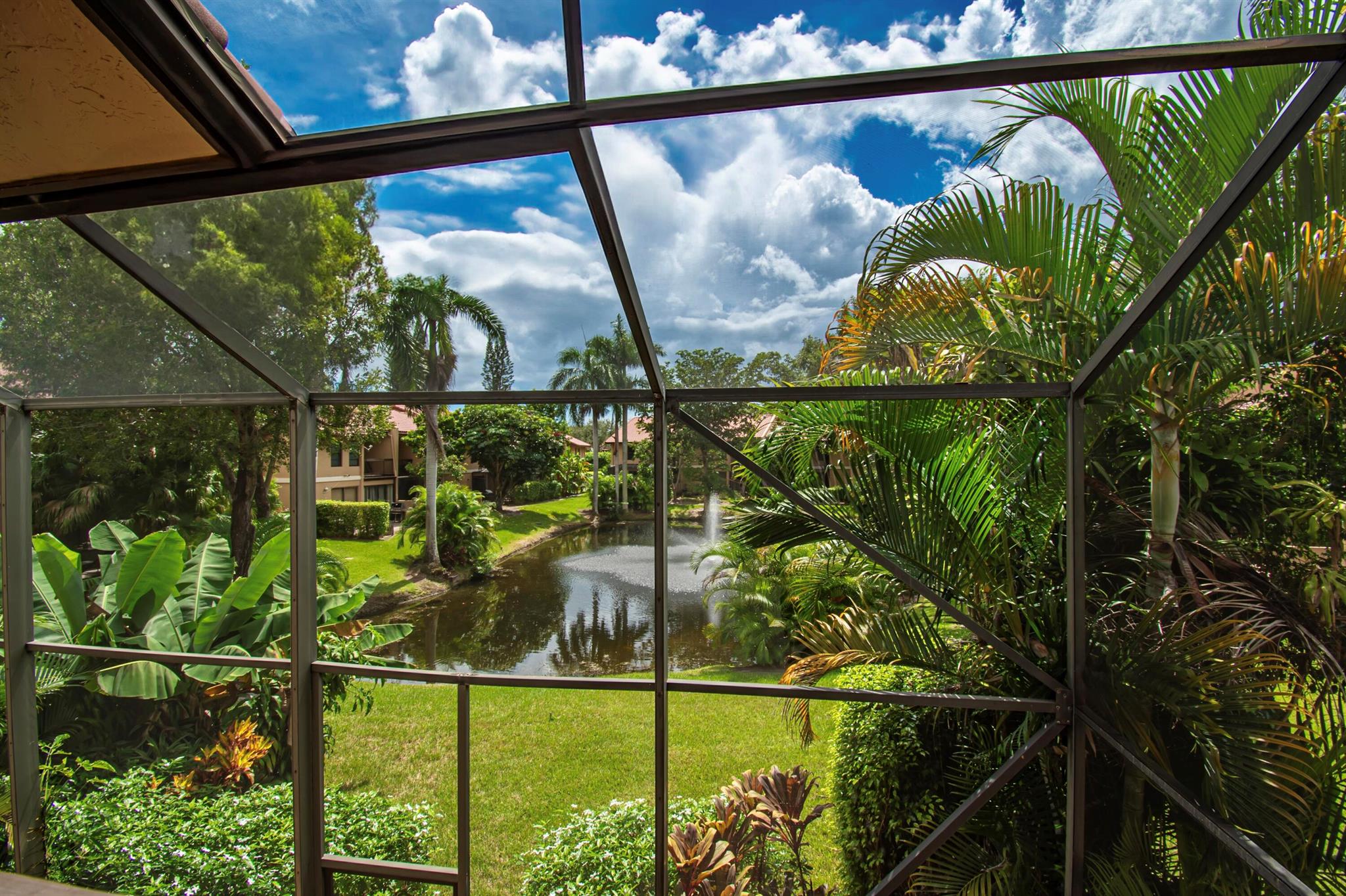 22066 Las Brisas Circle