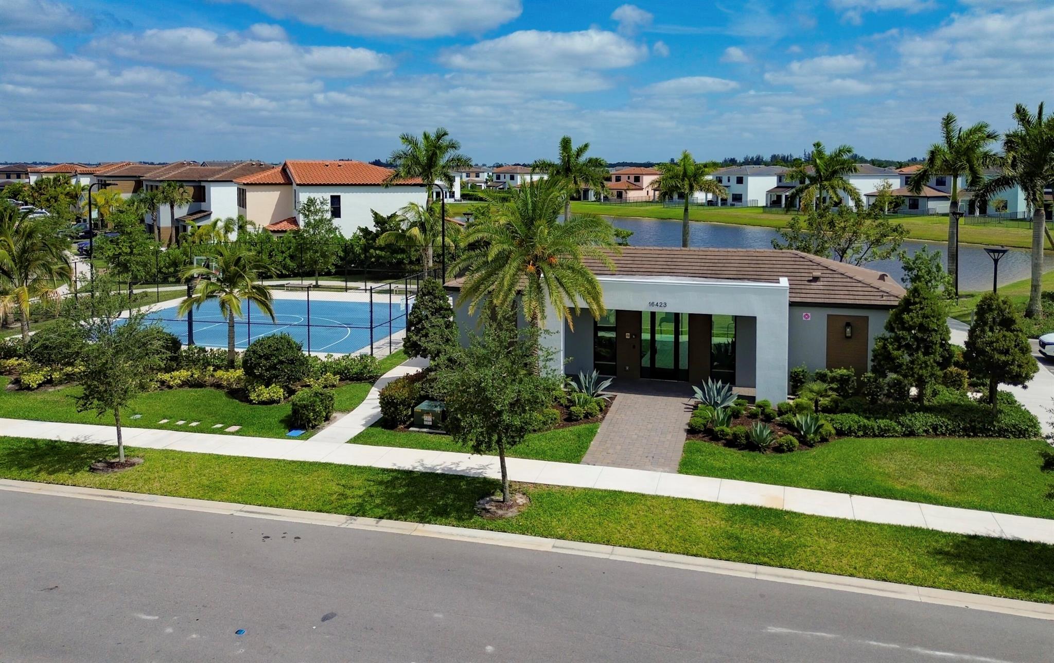 16420 Sandy Shore Drive