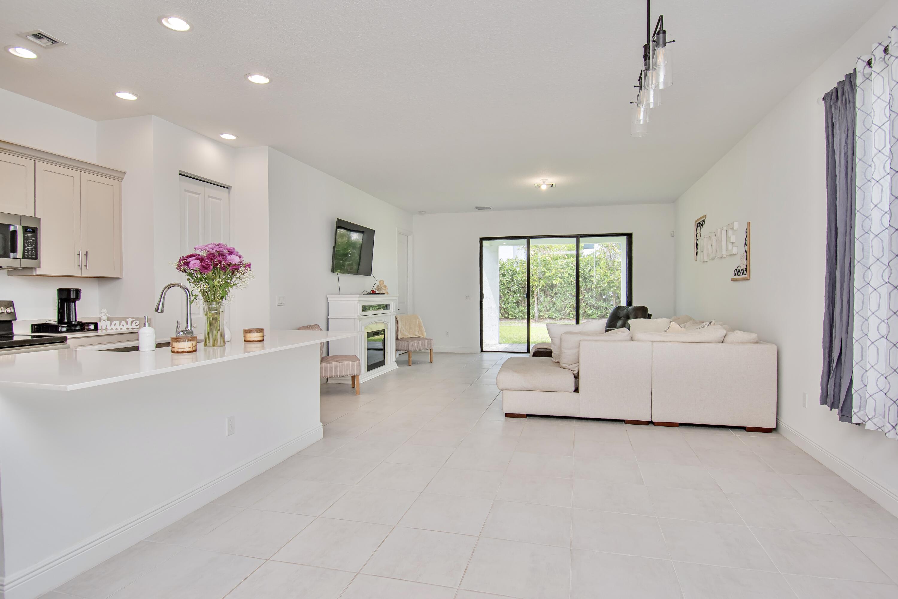 16420 Sandy Shore Drive