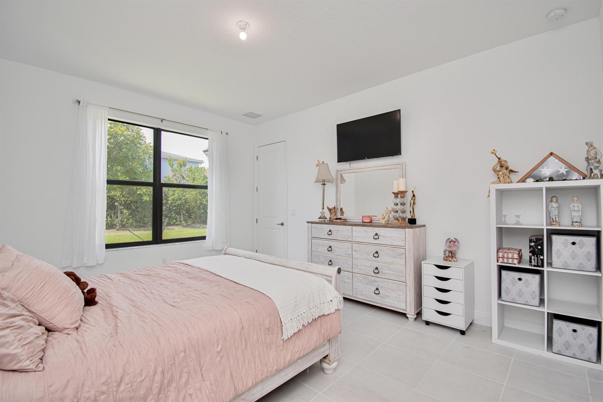 16420 Sandy Shore Drive