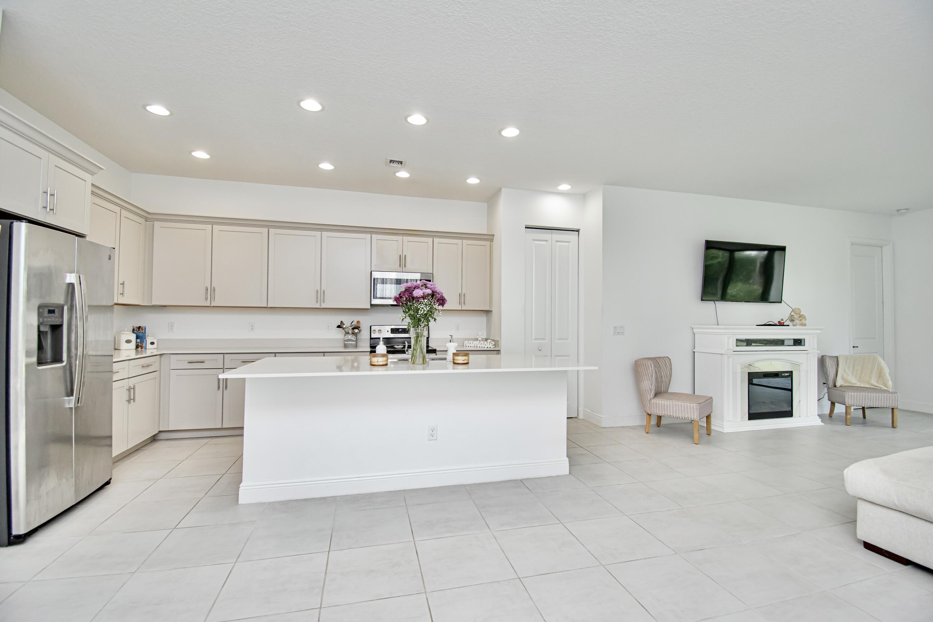 16420 Sandy Shore Drive