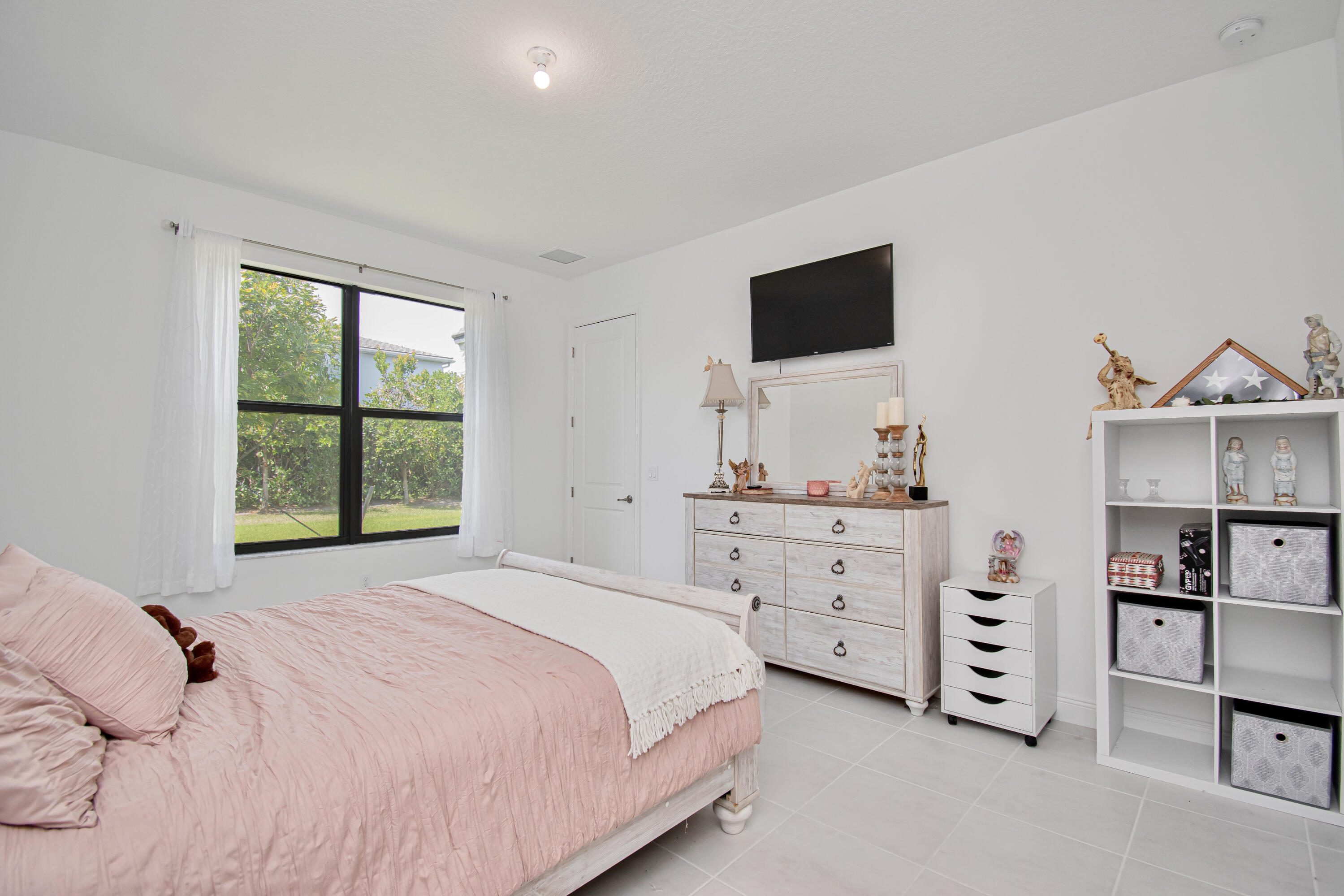 16420 Sandy Shore Drive