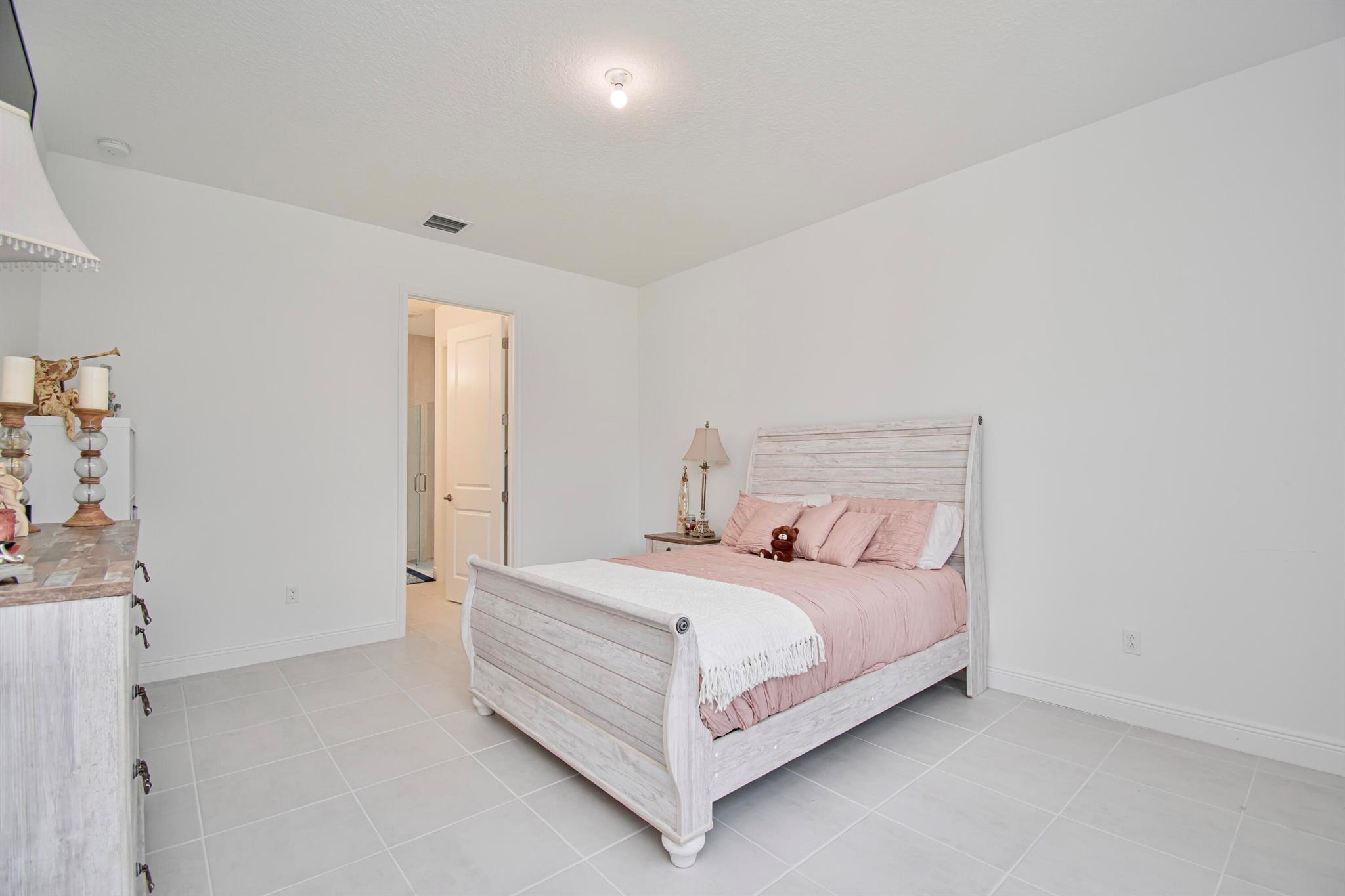 16420 Sandy Shore Drive