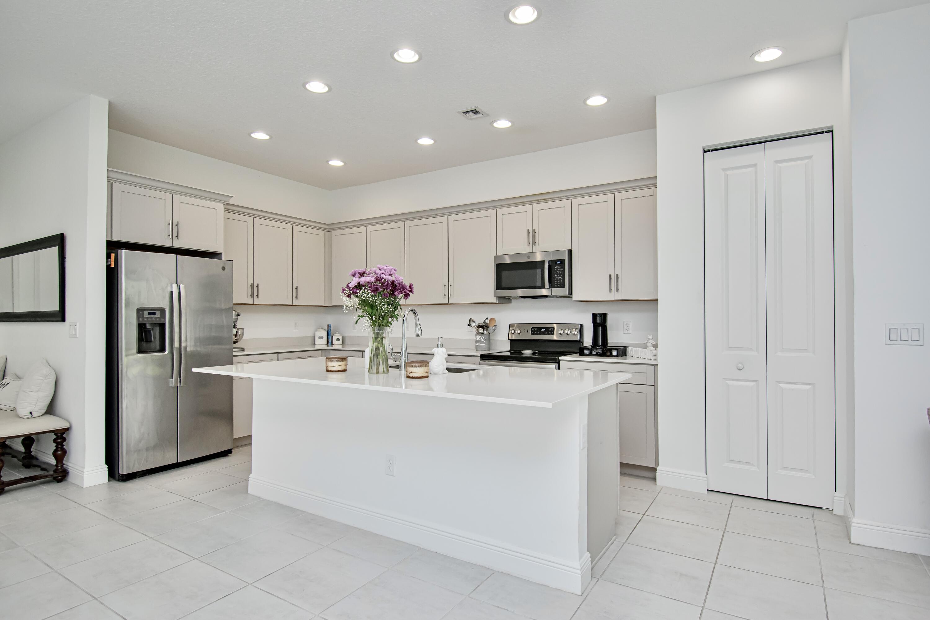 16420 Sandy Shore Drive