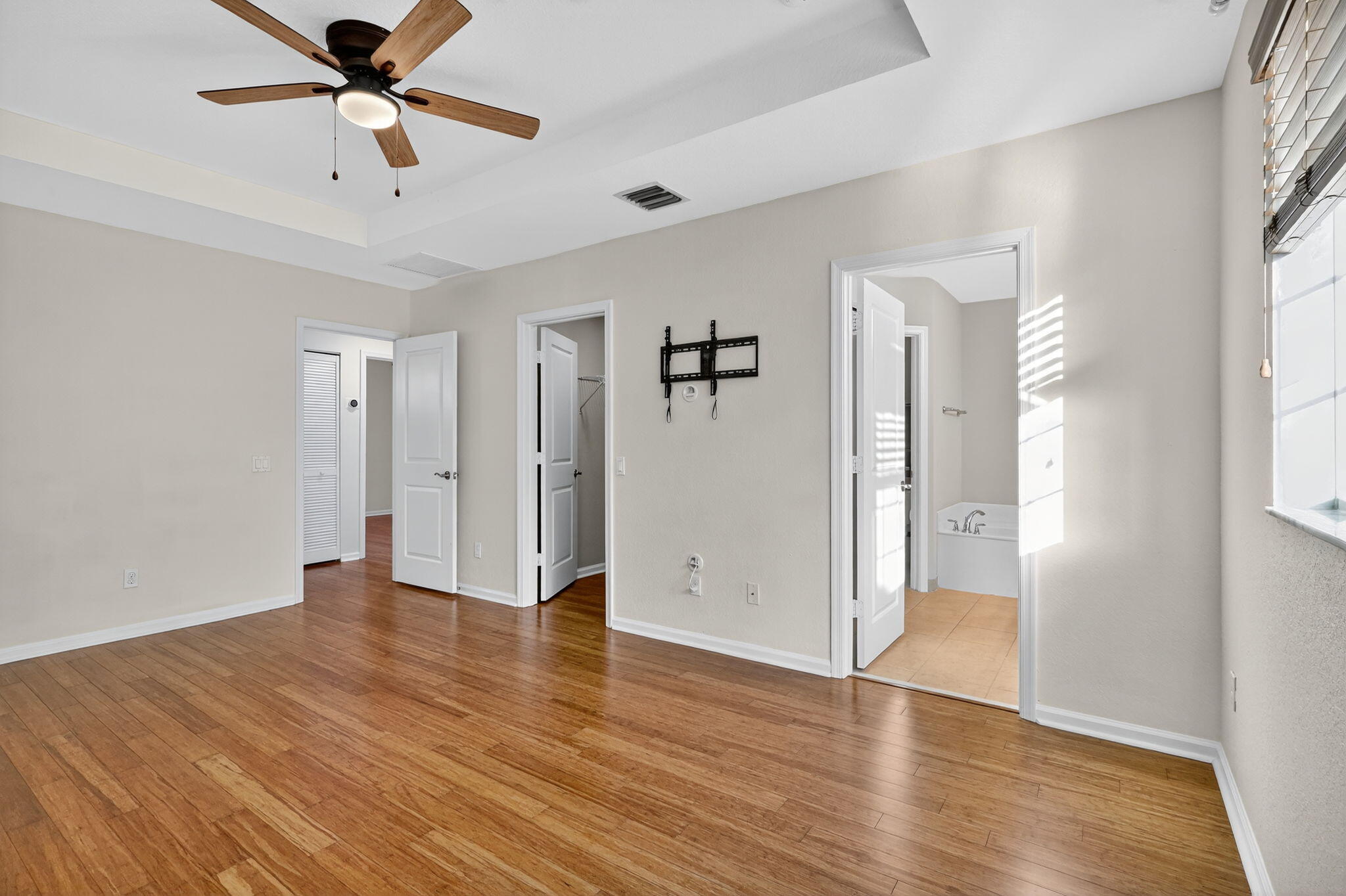 7458 Sarentino Lane