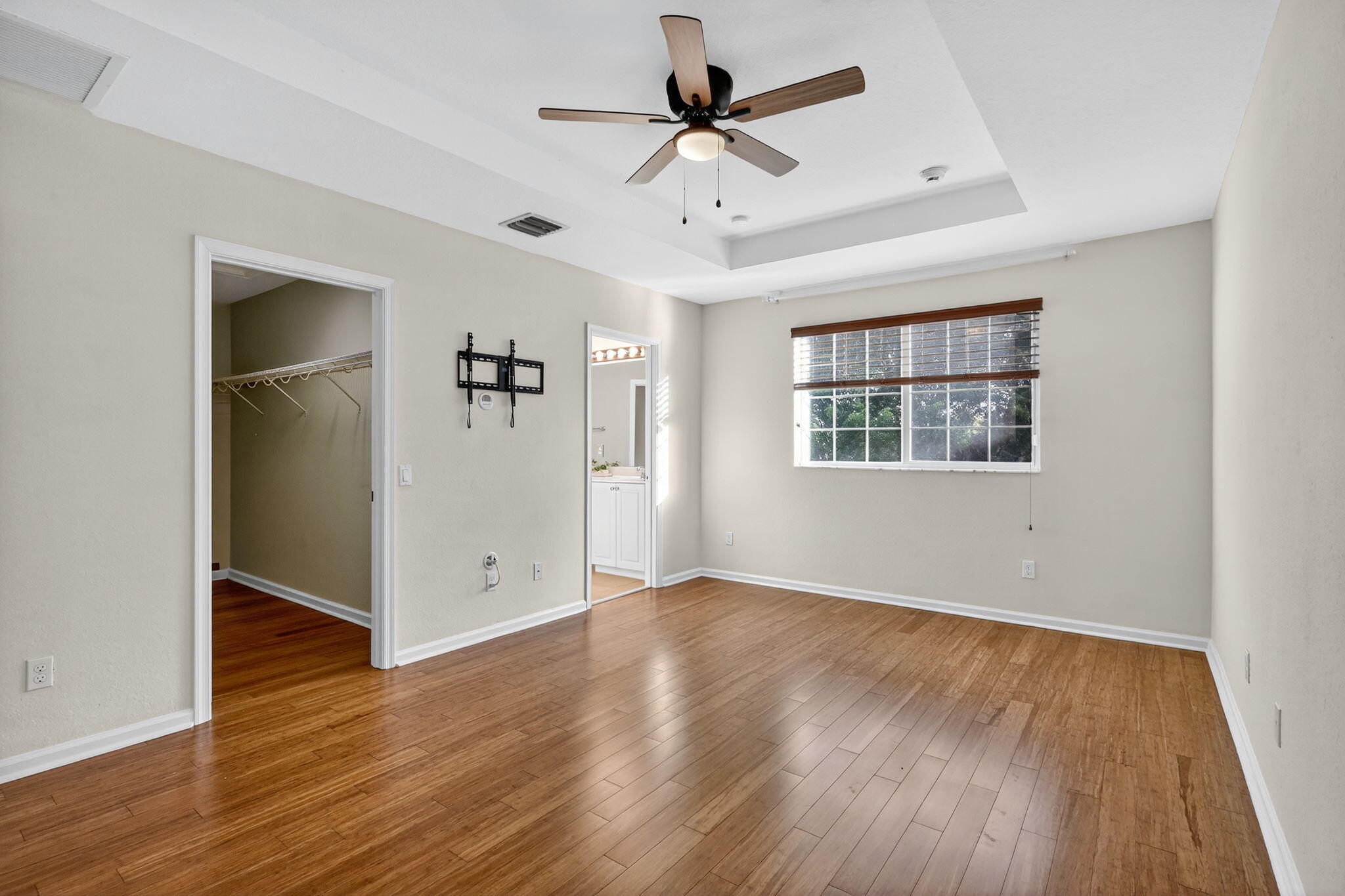 7458 Sarentino Lane