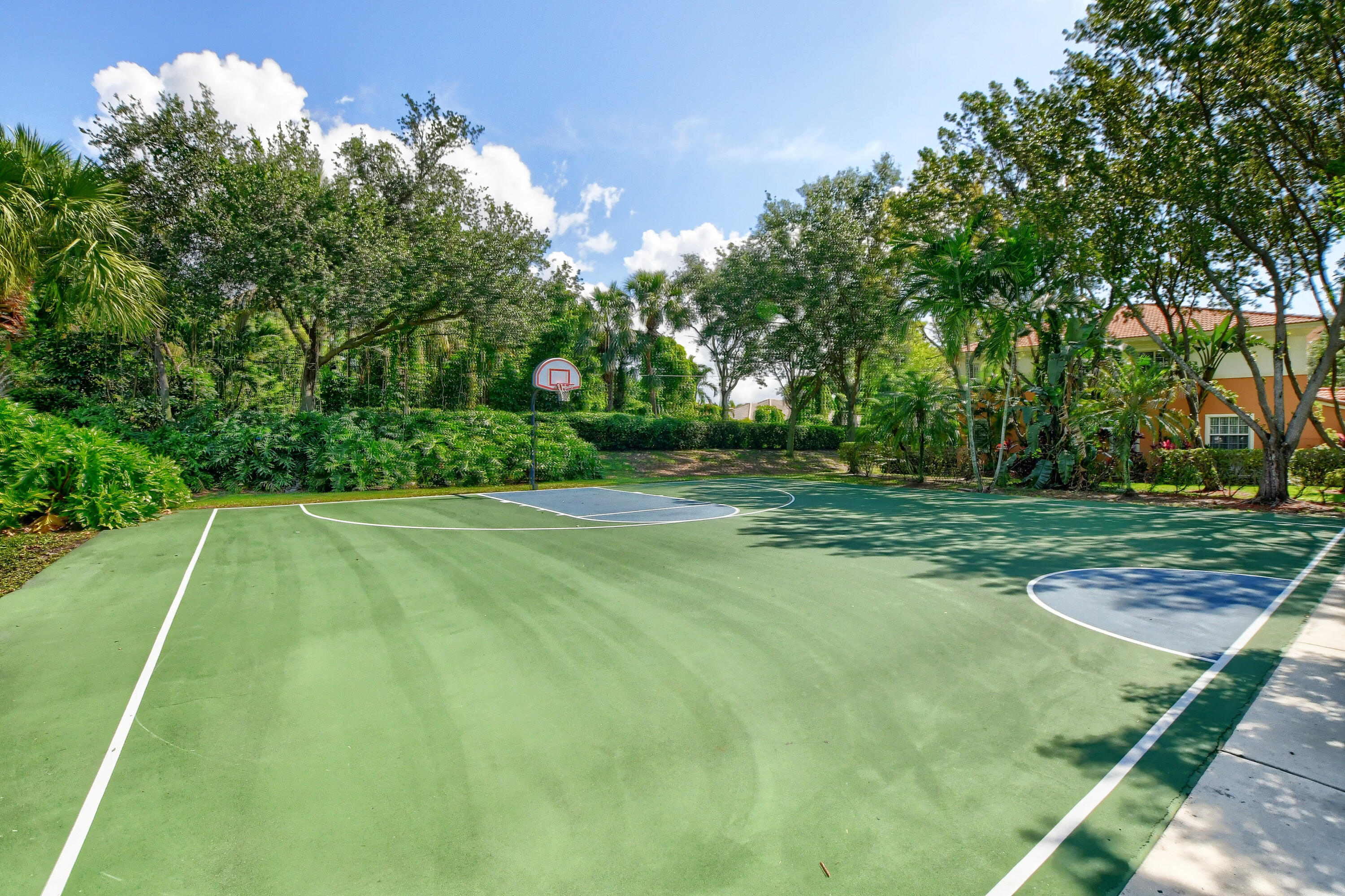 7458 Sarentino Lane