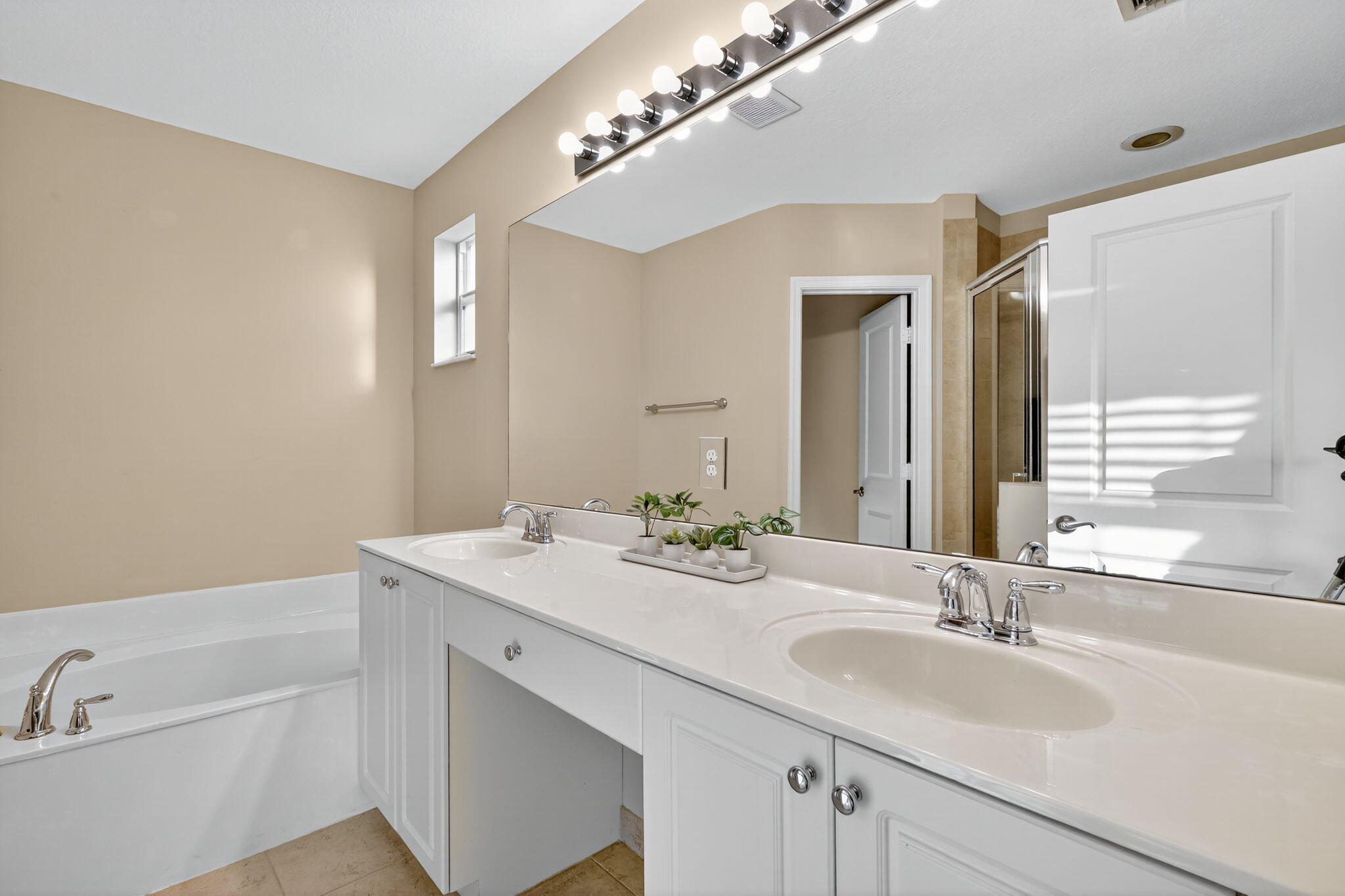 7458 Sarentino Lane