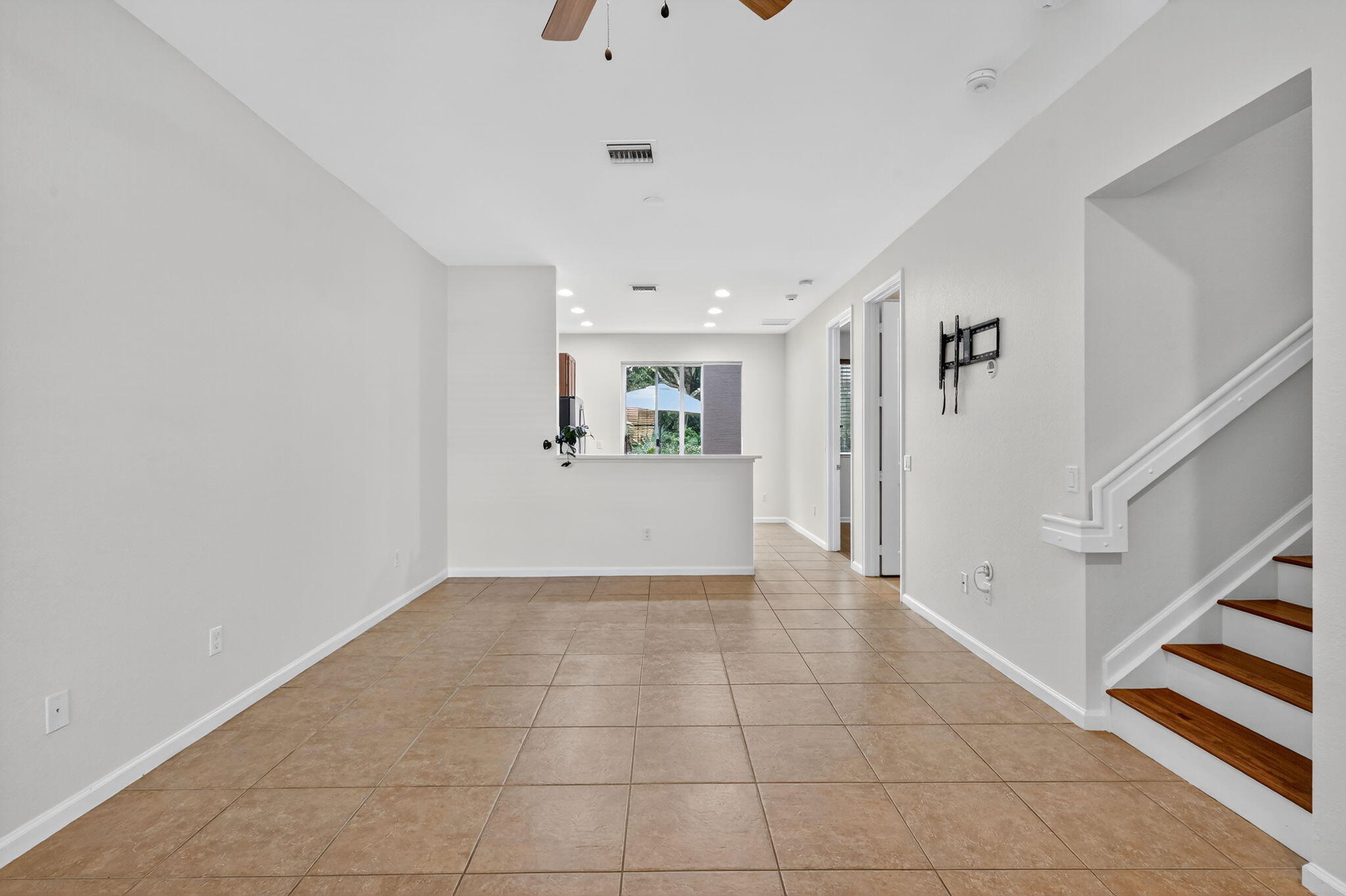 7458 Sarentino Lane