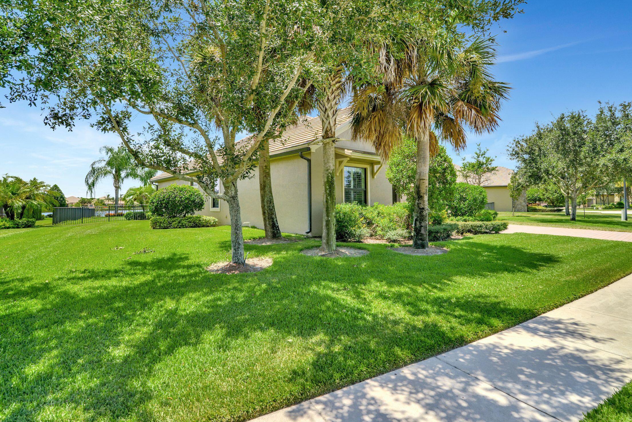 3600 Siena Circle