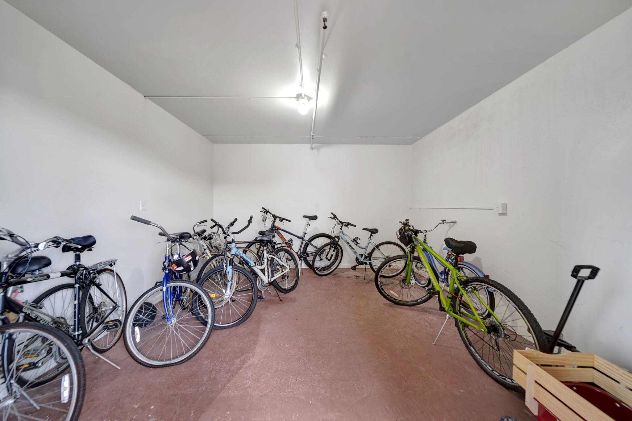 4039 Rexford C