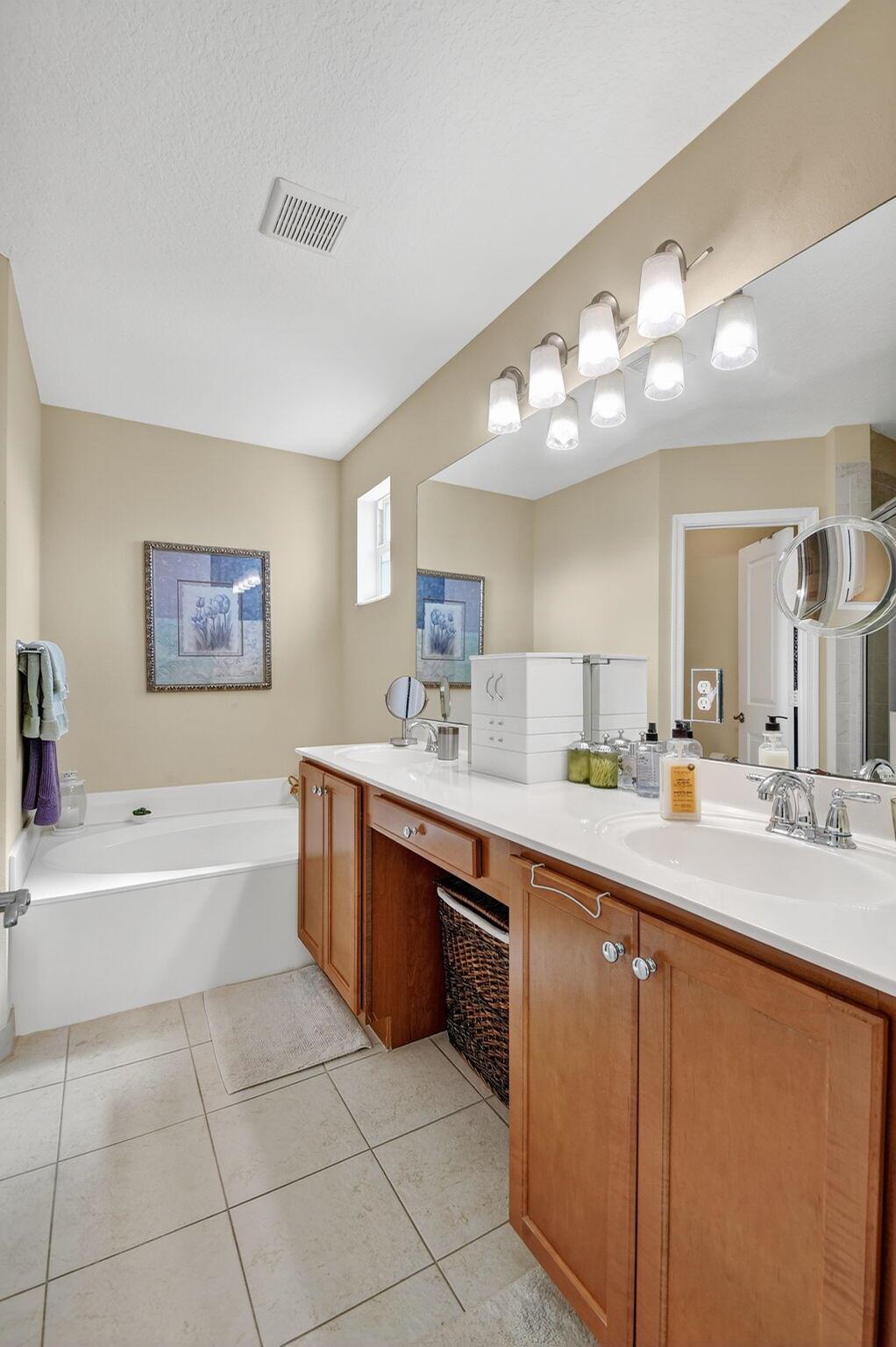 7476 Sarentino Lane 121