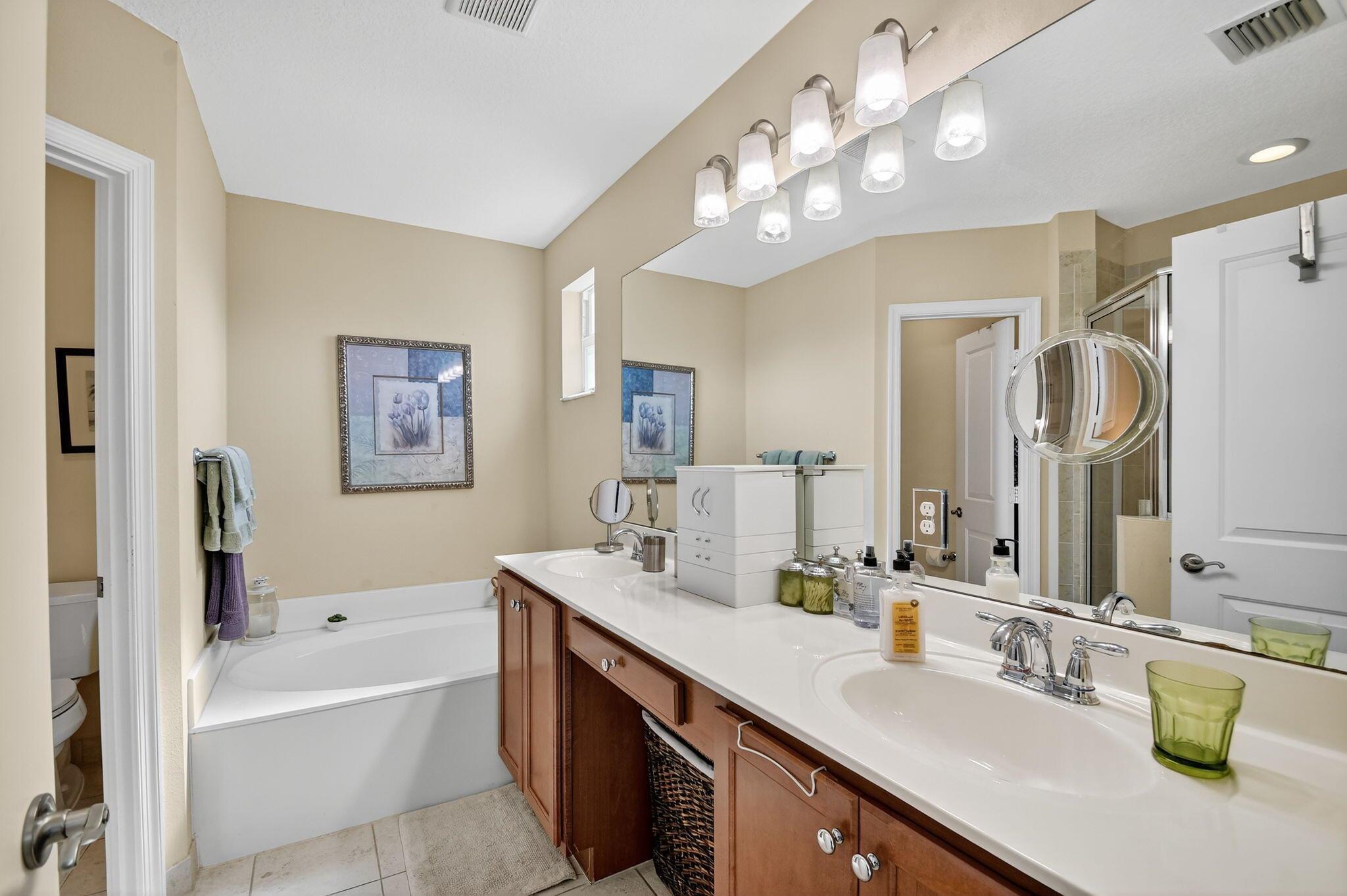 7476 Sarentino Lane 121