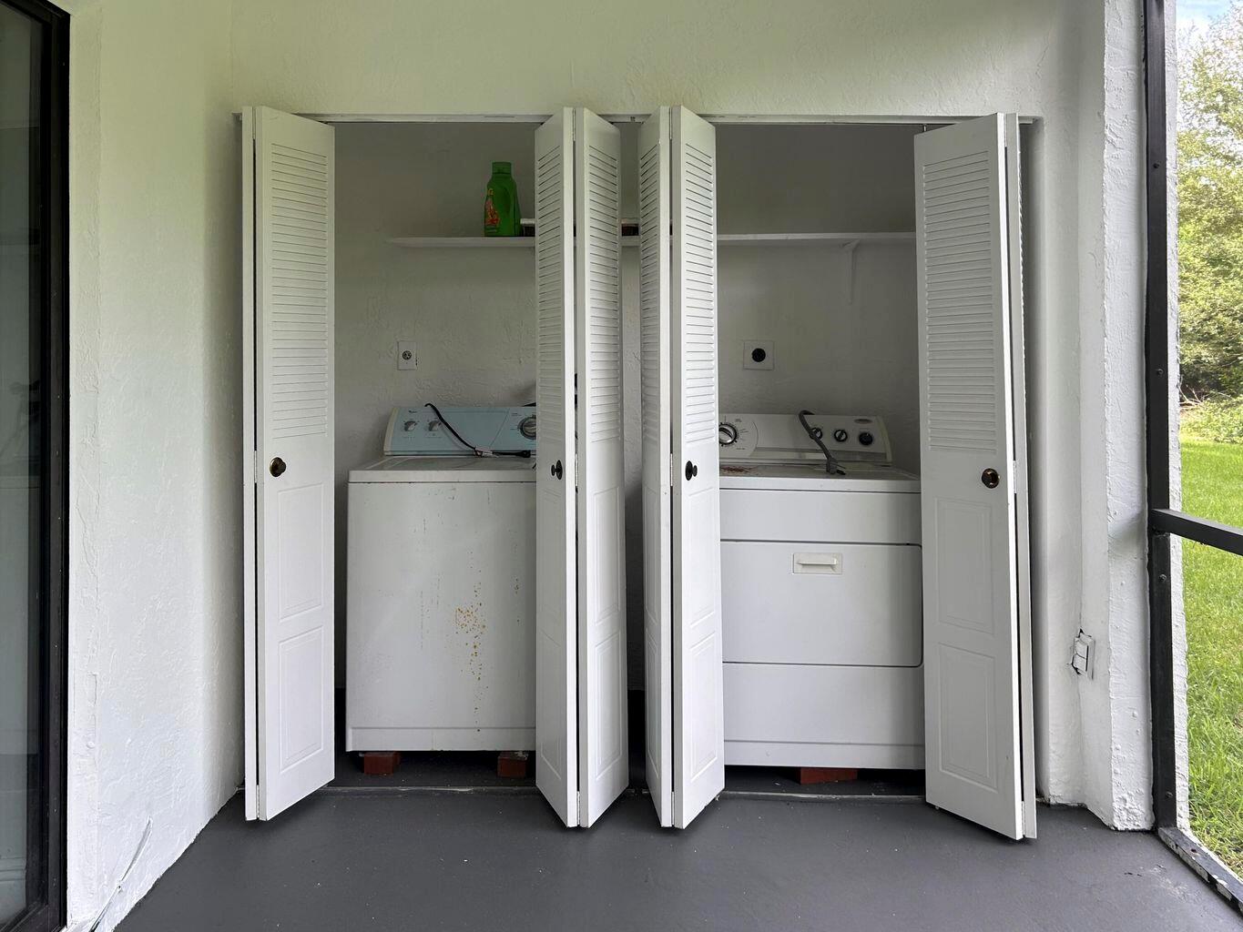 9235 SW 8th Street 114