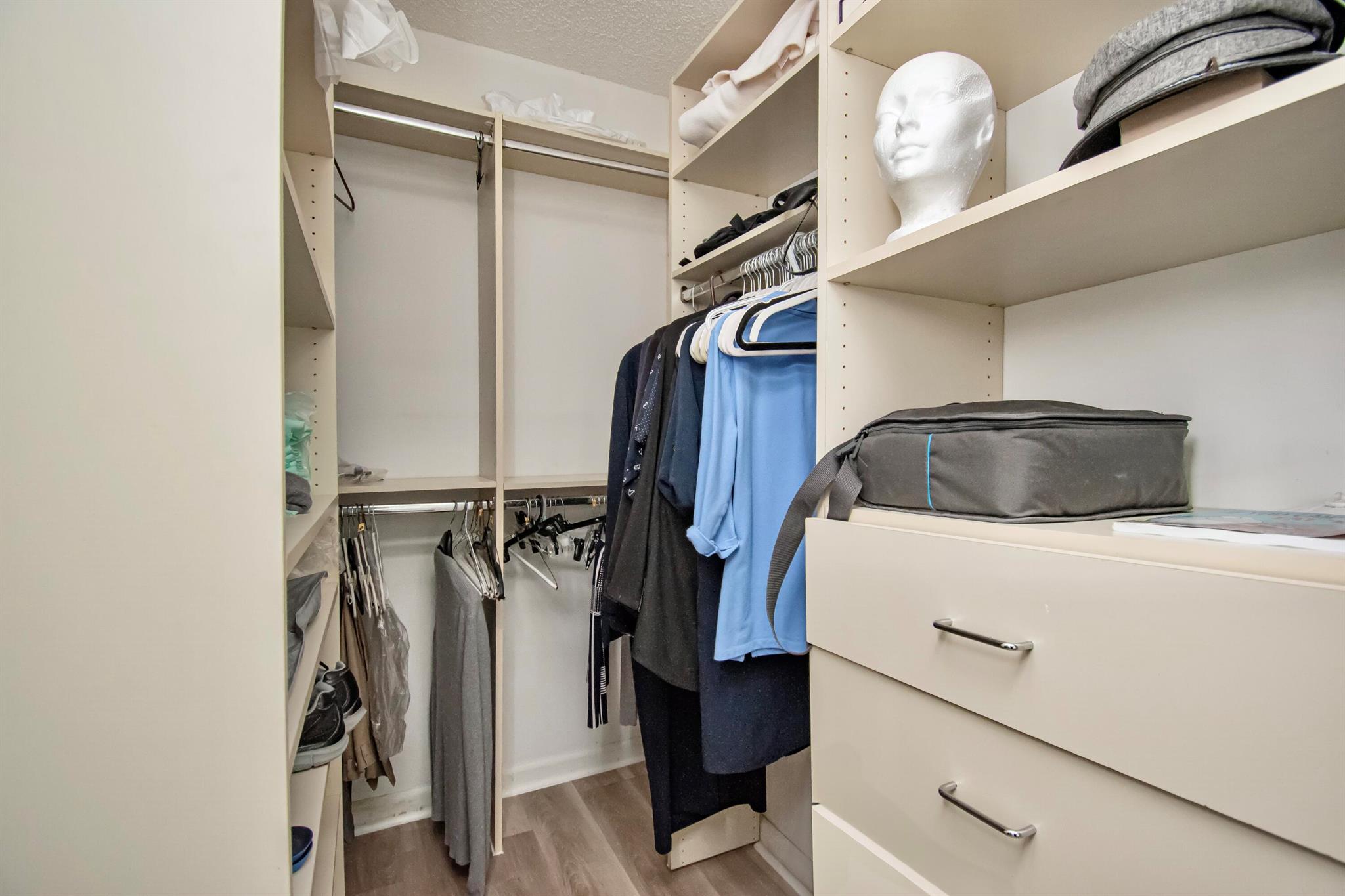 2085 Wolverton E 2085