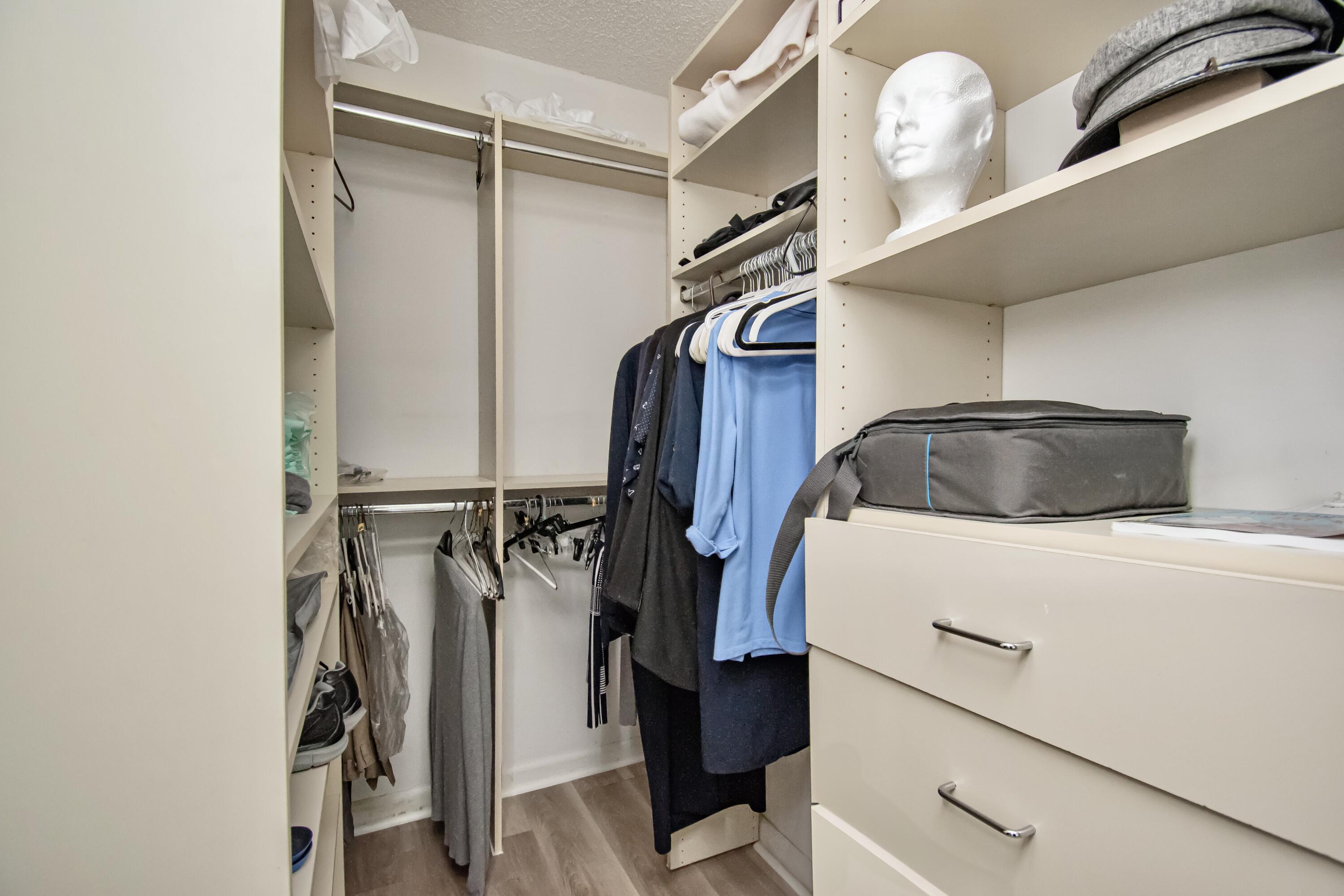 2085 Wolverton E 2085