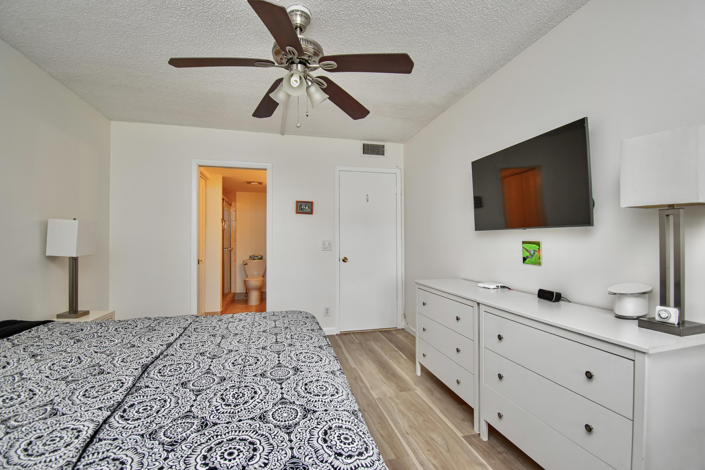 2085 Wolverton E 2085