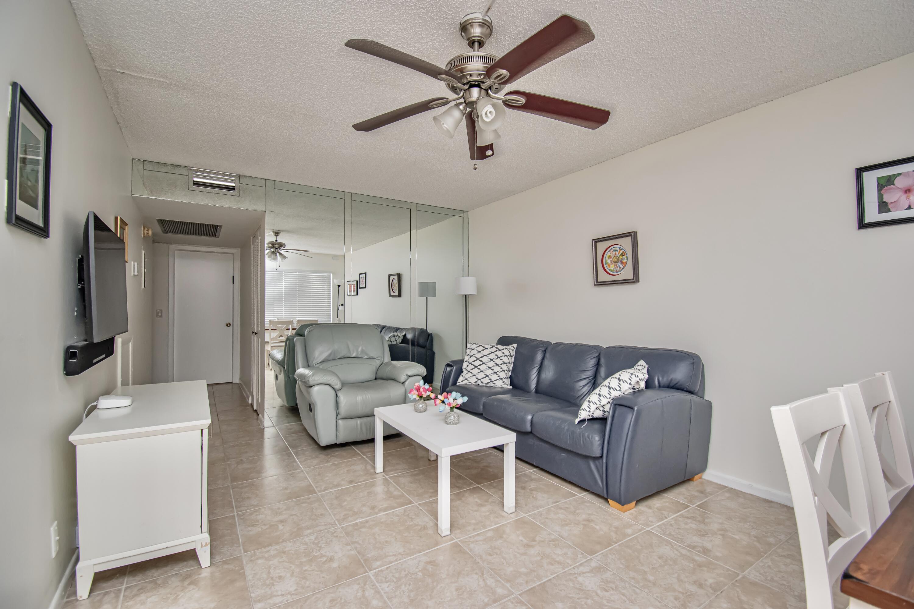 2085 Wolverton E 2085