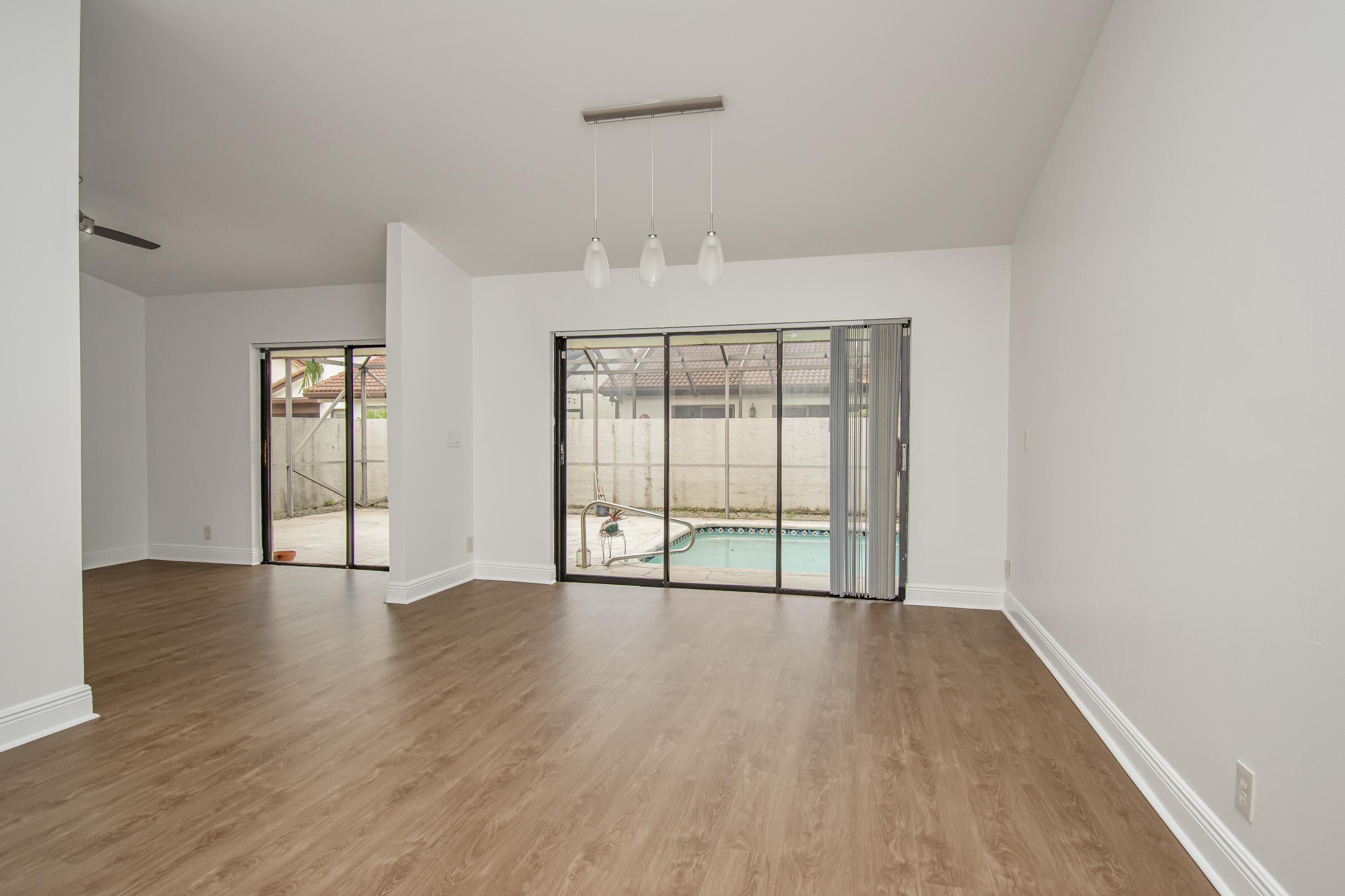 7794 Villa Nova Drive