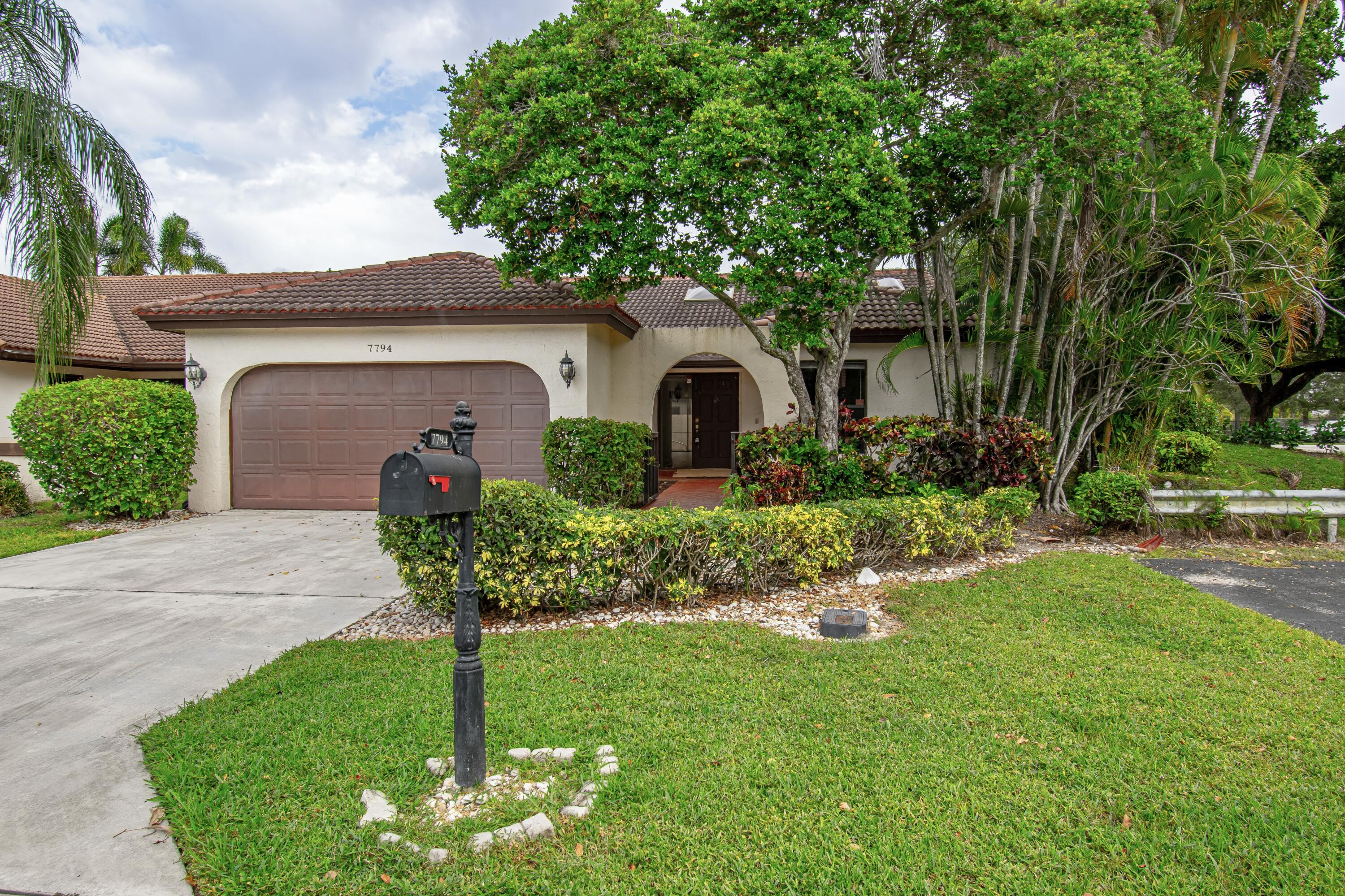 7794 Villa Nova Drive