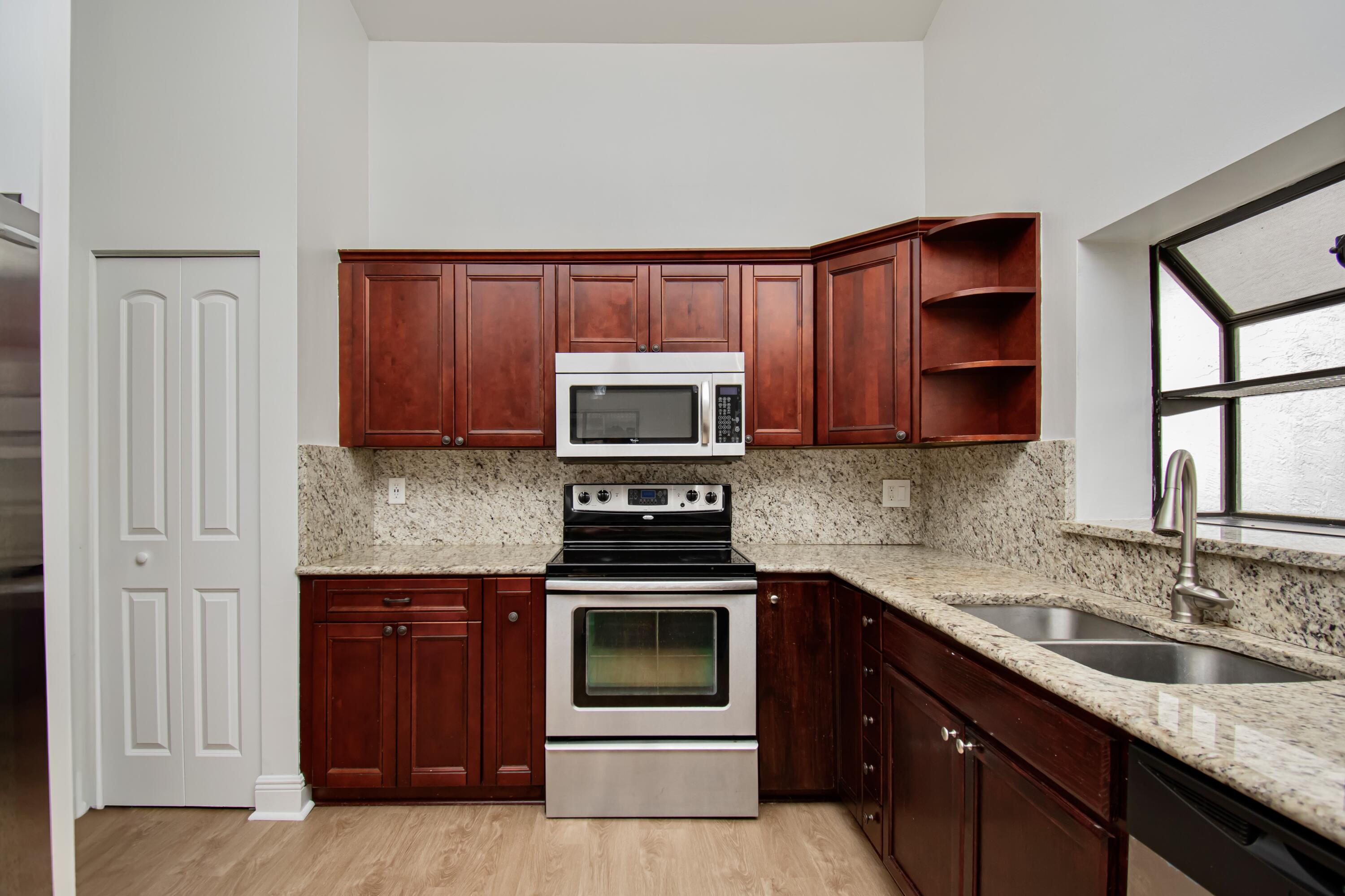 7794 Villa Nova Drive