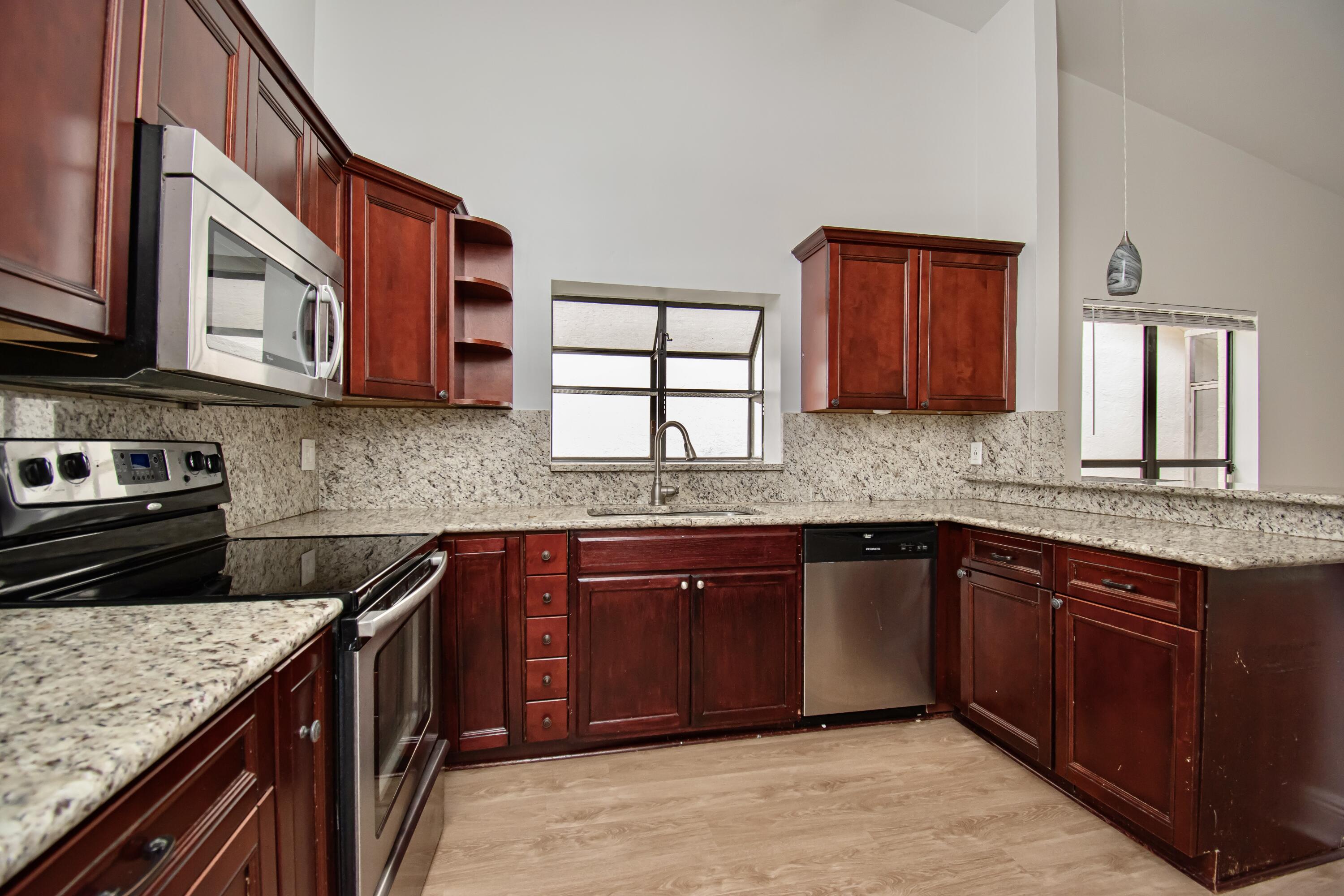 7794 Villa Nova Drive