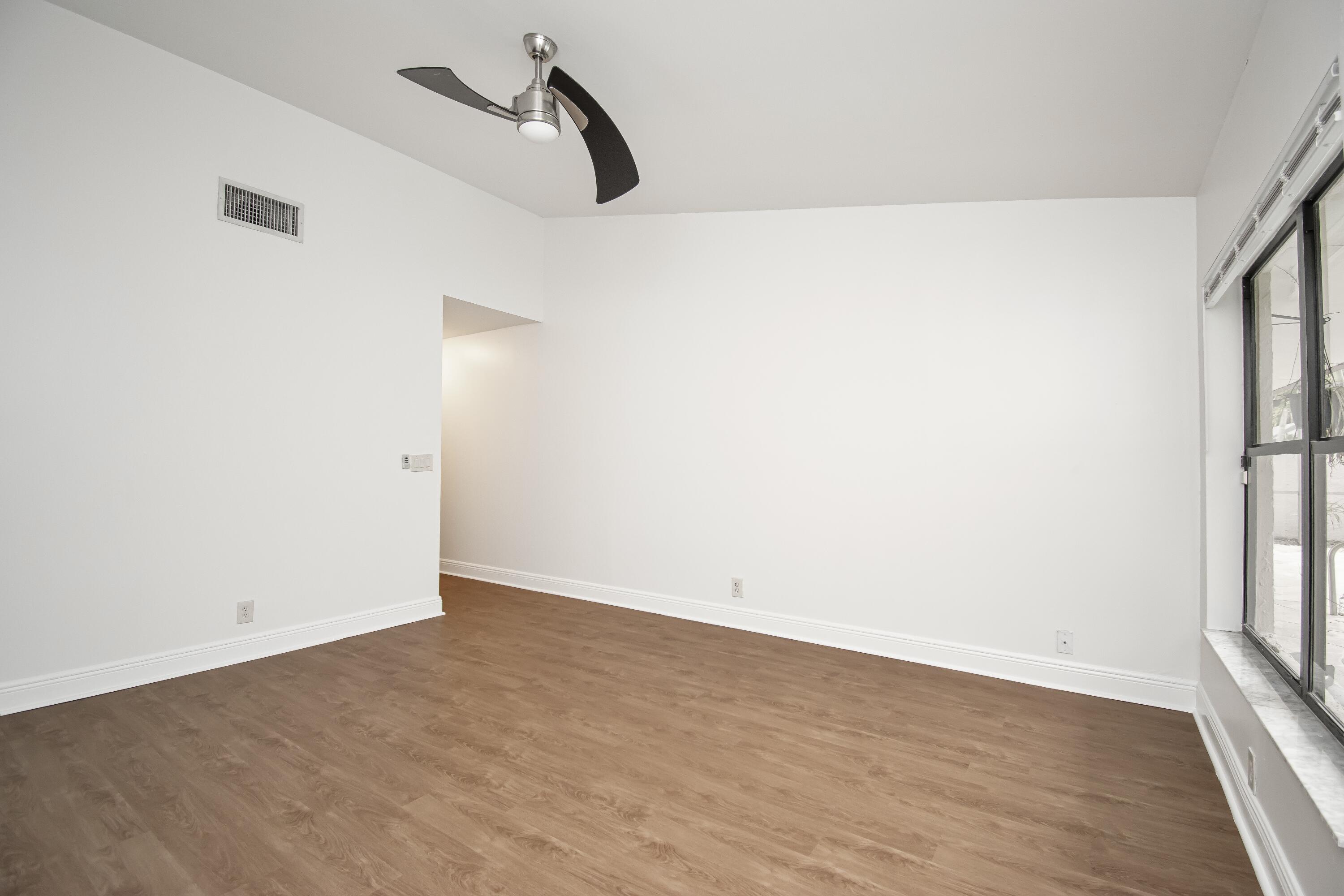 7794 Villa Nova Drive