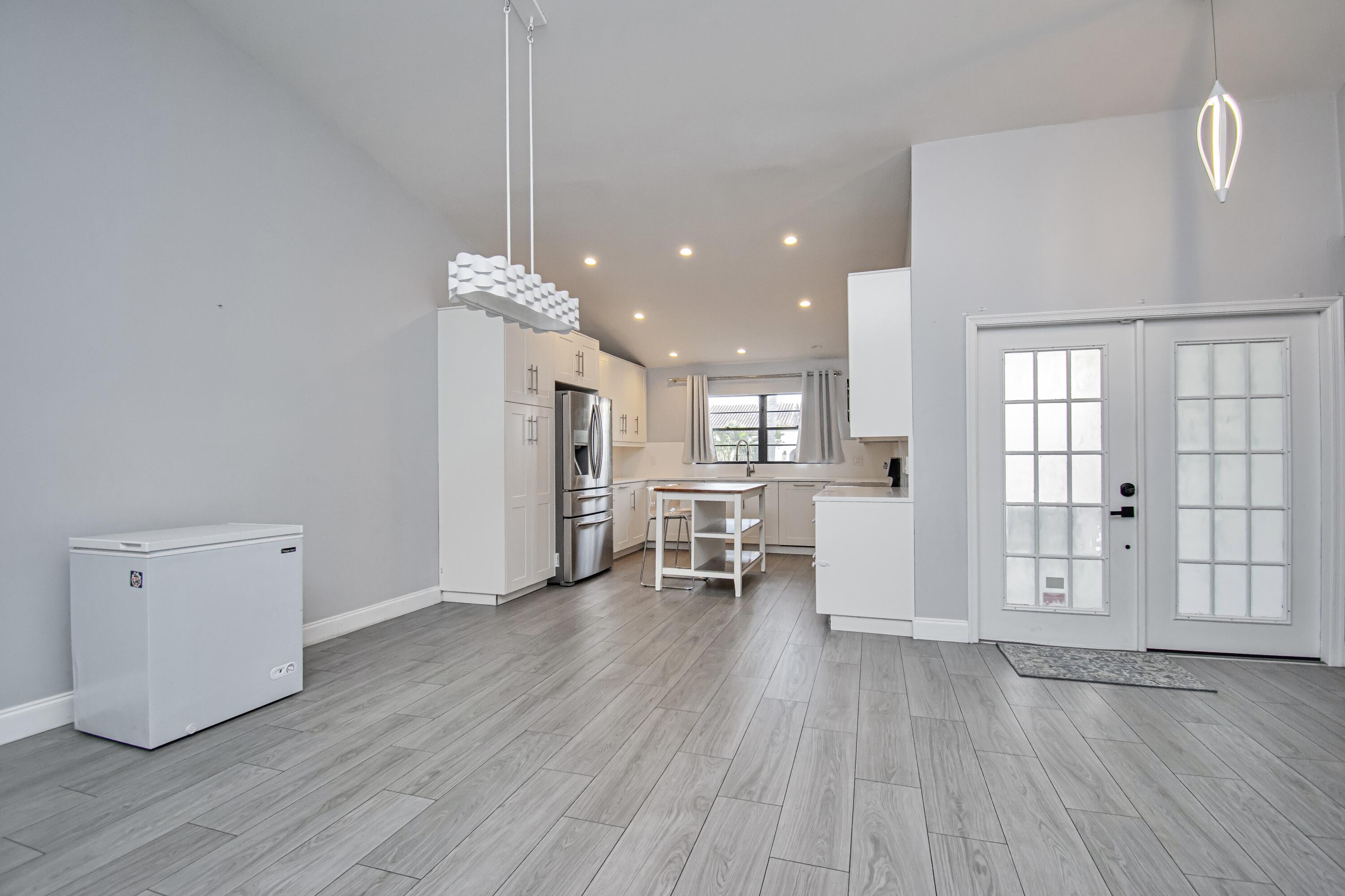 7706 Solimar Circle