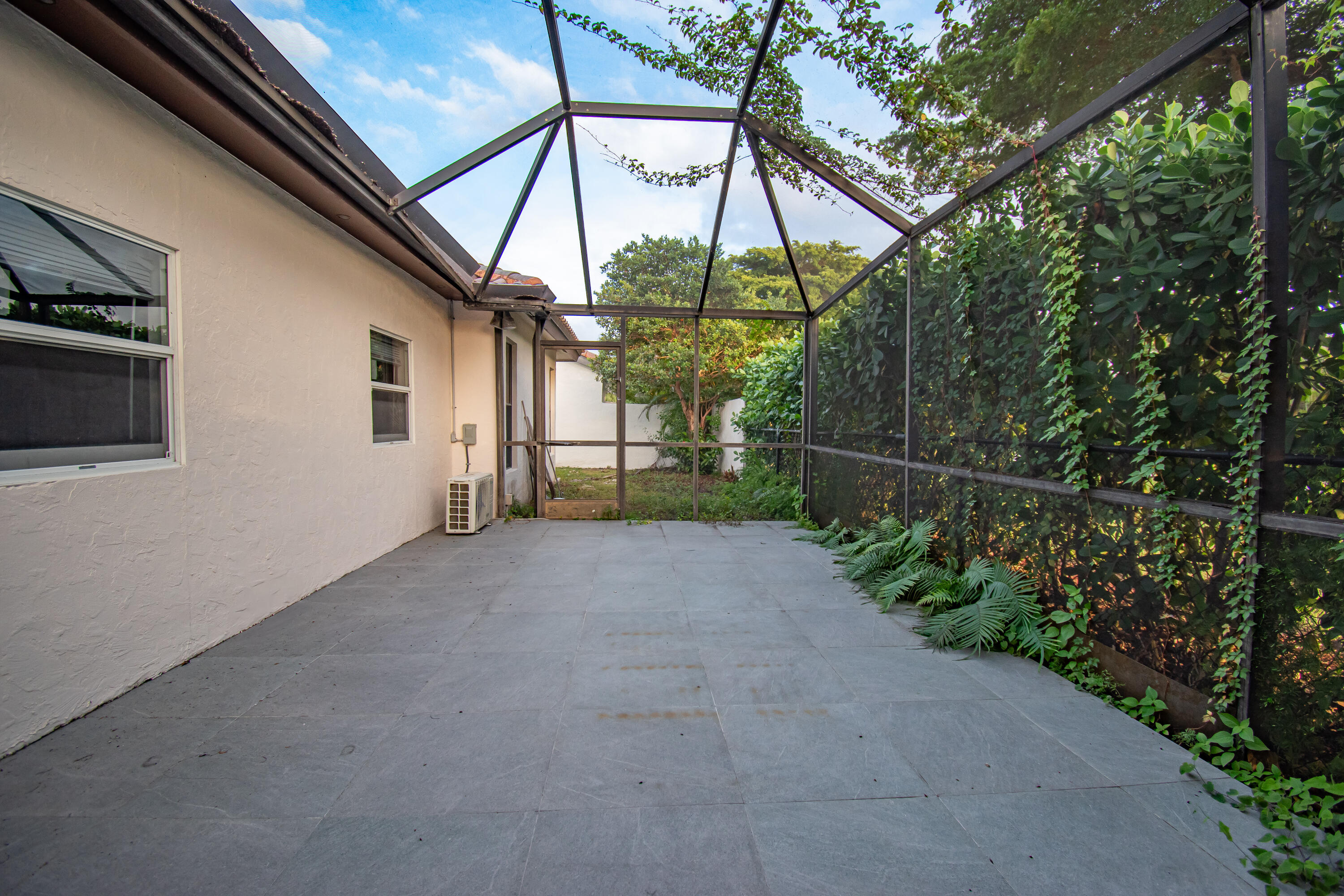 7706 Solimar Circle